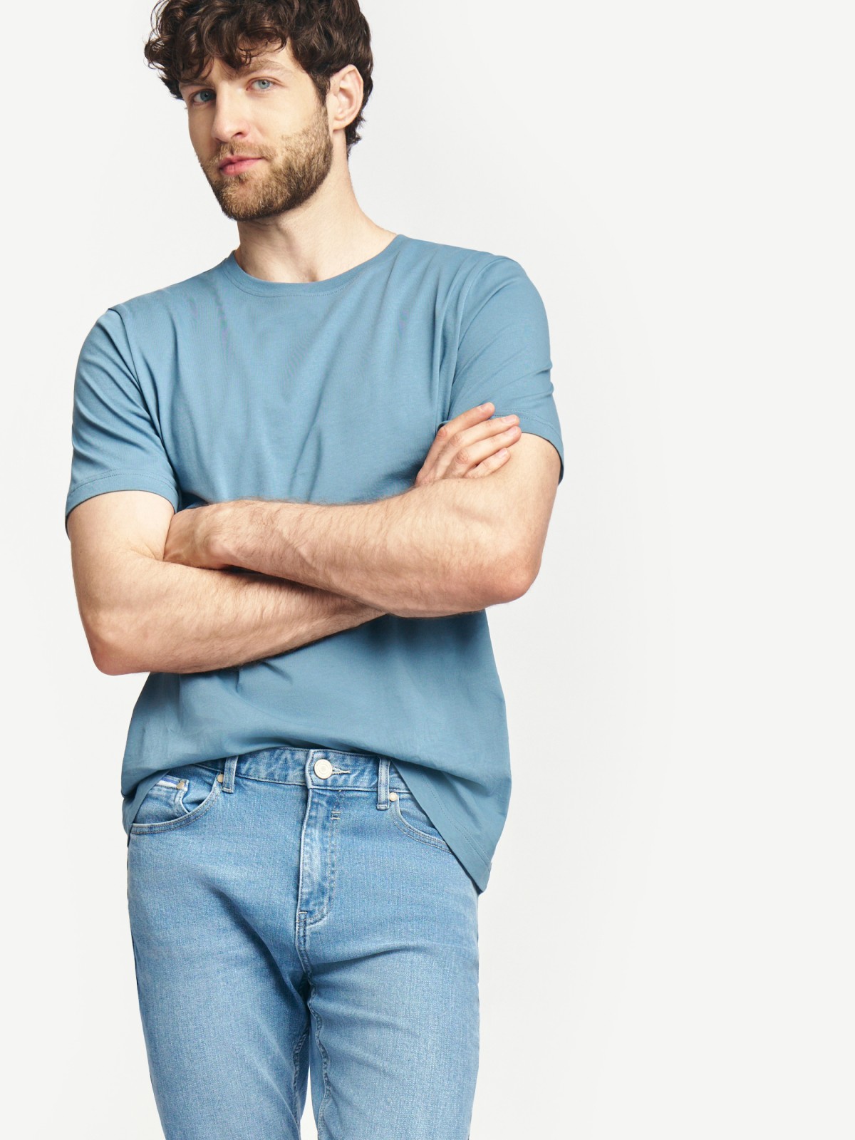 Футболка из хлопка с круглым вырезом