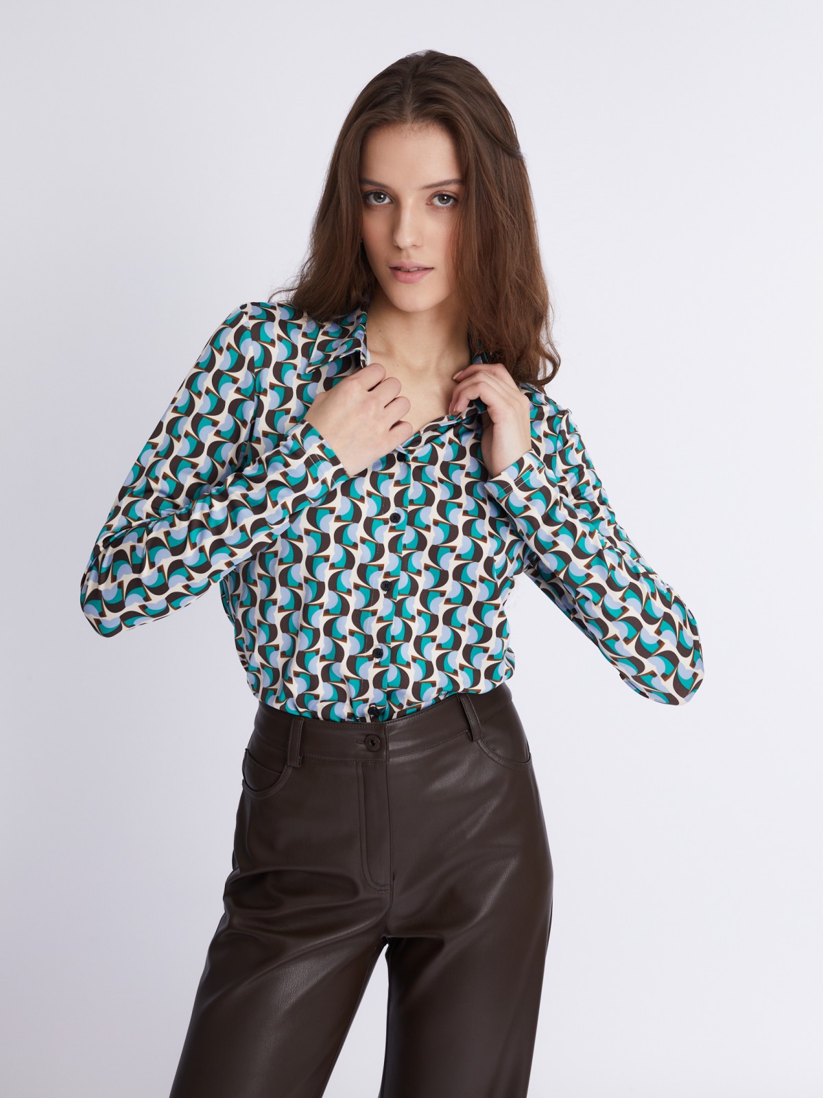Трикотажная блузка-рубашка с абстрактным геометрическим принтом zolla 023321159233, цвет голубой, размер S - фото 3