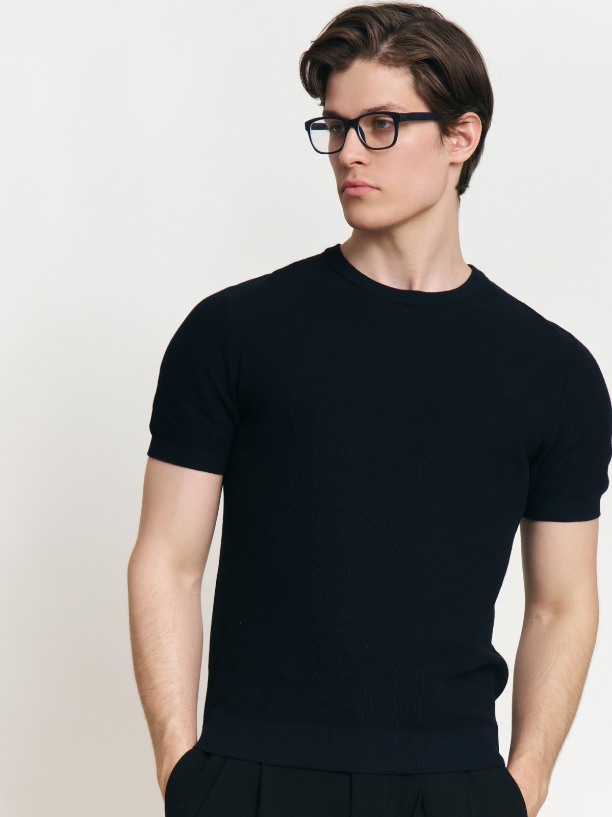 Тонкий трикотажный джемпер из хлопка с коротким рукавом Тонкий трикотажный джемпер из хлопка с коротким рукавом