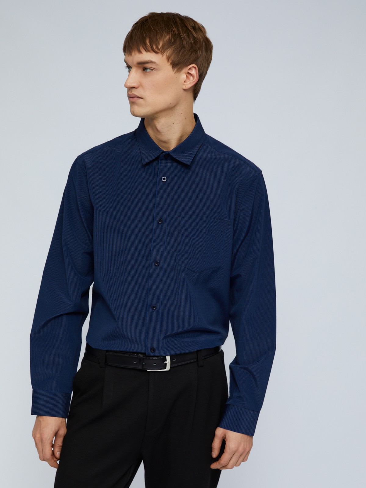 Офисная рубашка прямого силуэта с узором в полоску