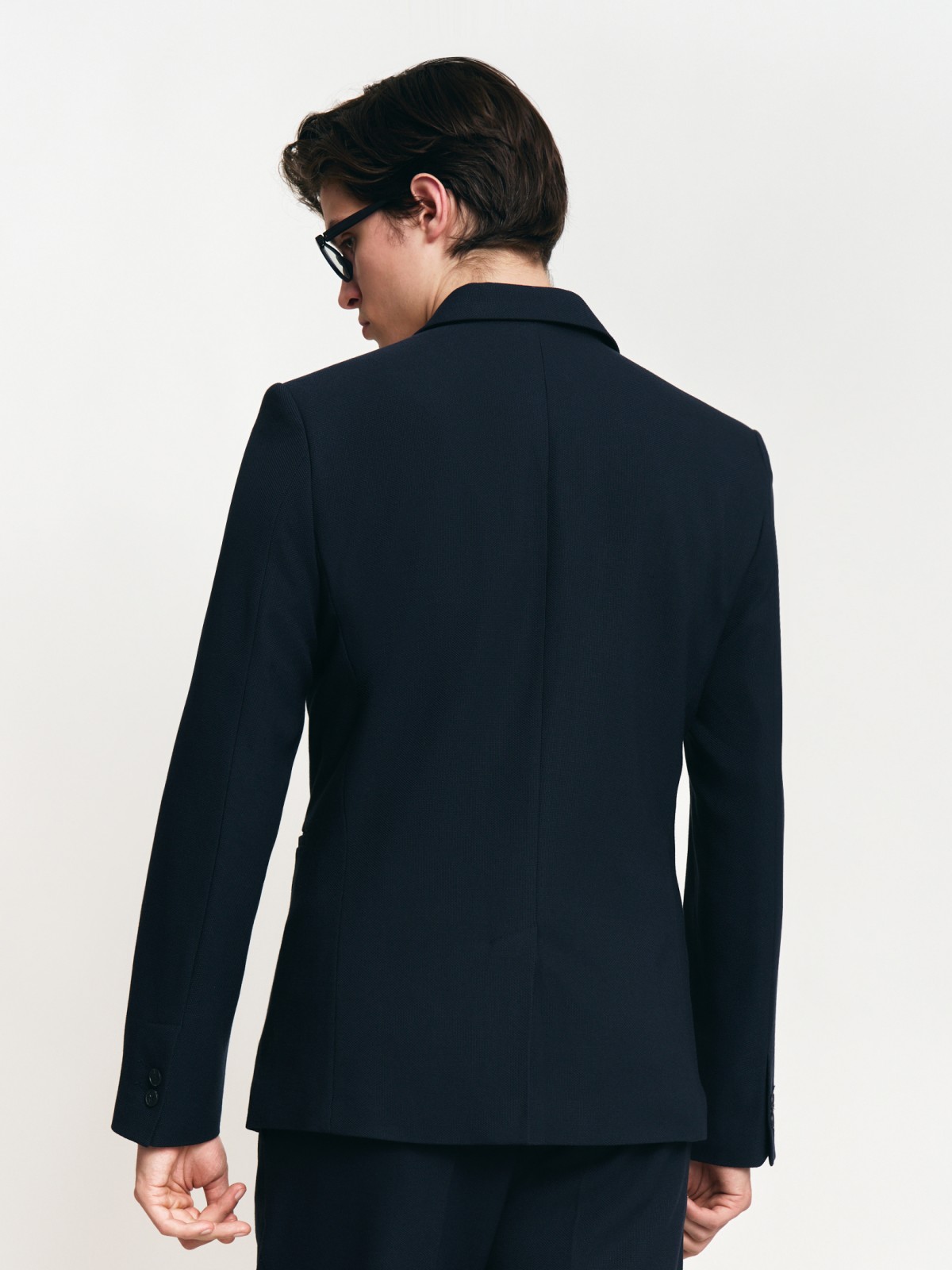 Пиджак однобортный на пуговице