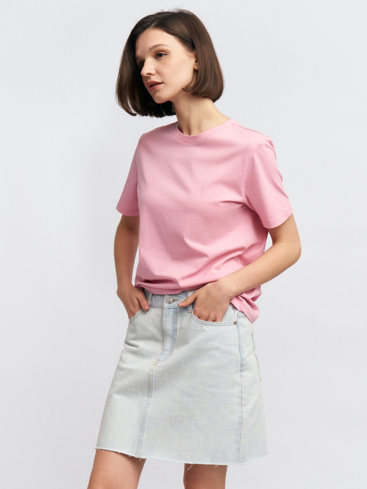 Однотонная футболка из хлопка