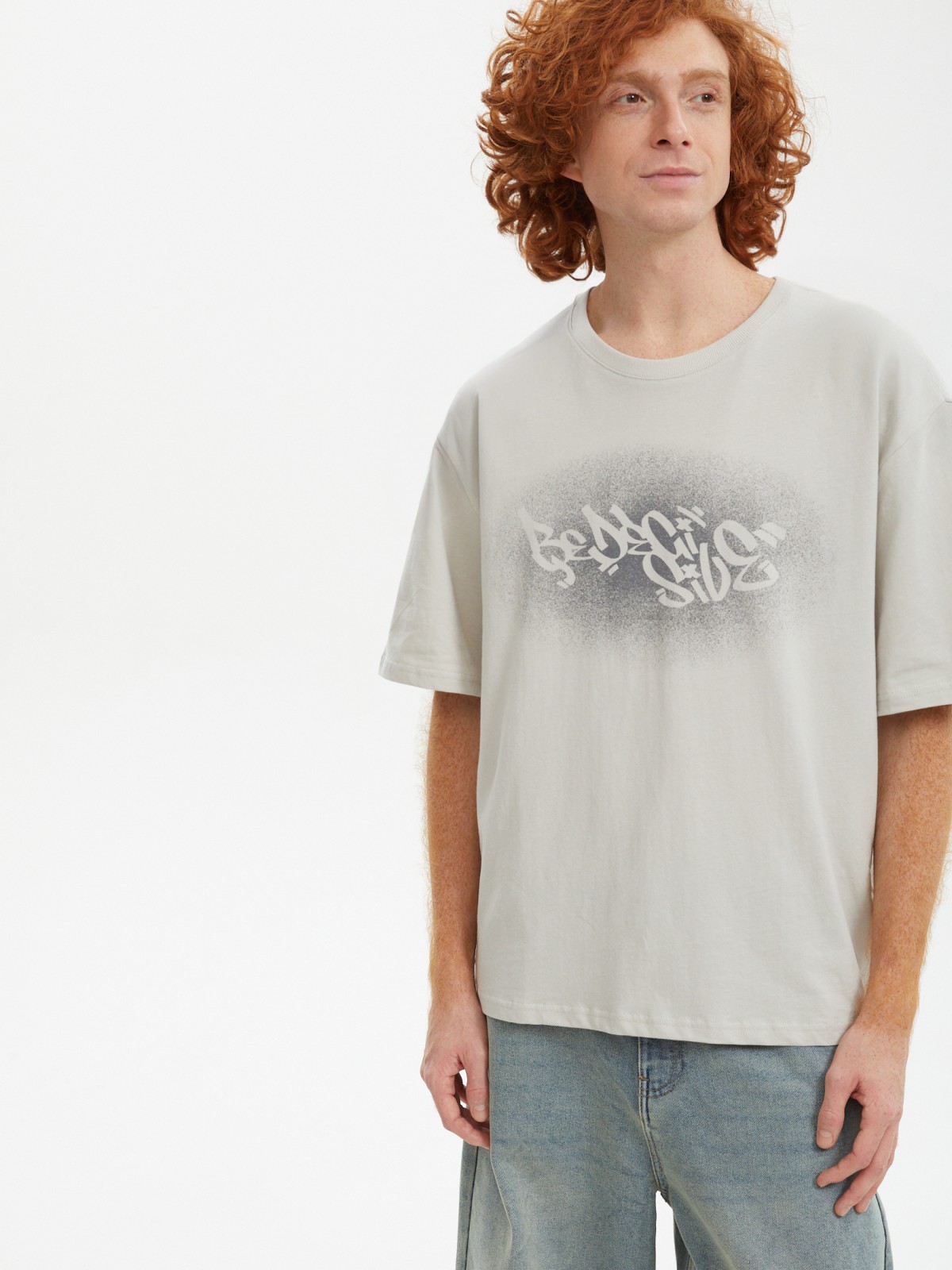 Футболка оверсайз из хлопка с граффити