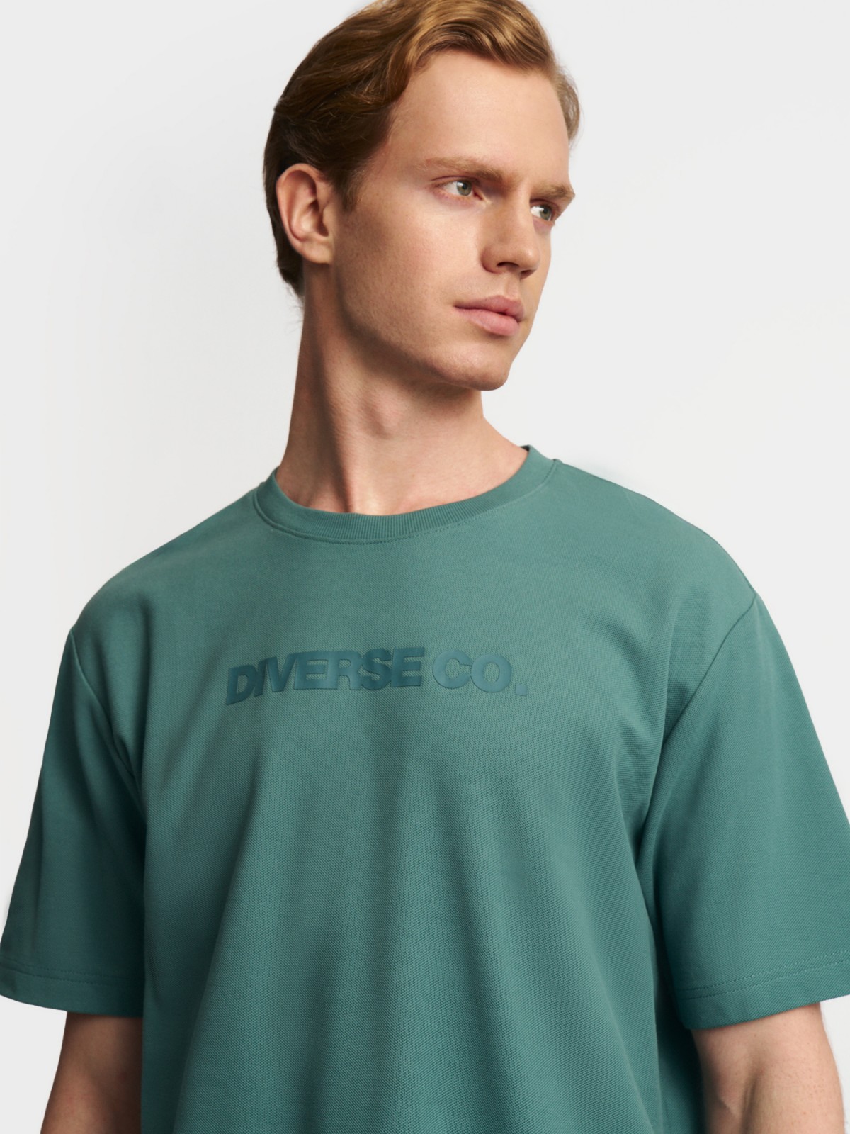 Футболка из хлопка с принтом 1599₽