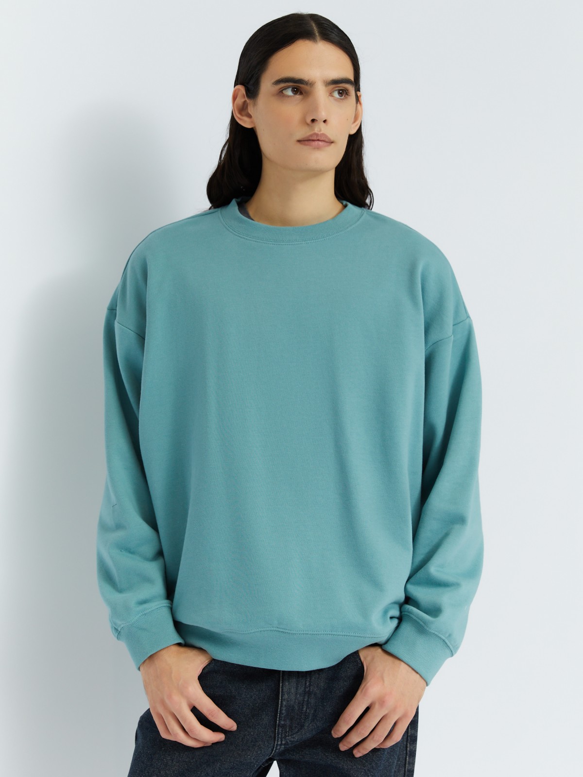 Однотонный оверсайз свитшот с длинным рукавом