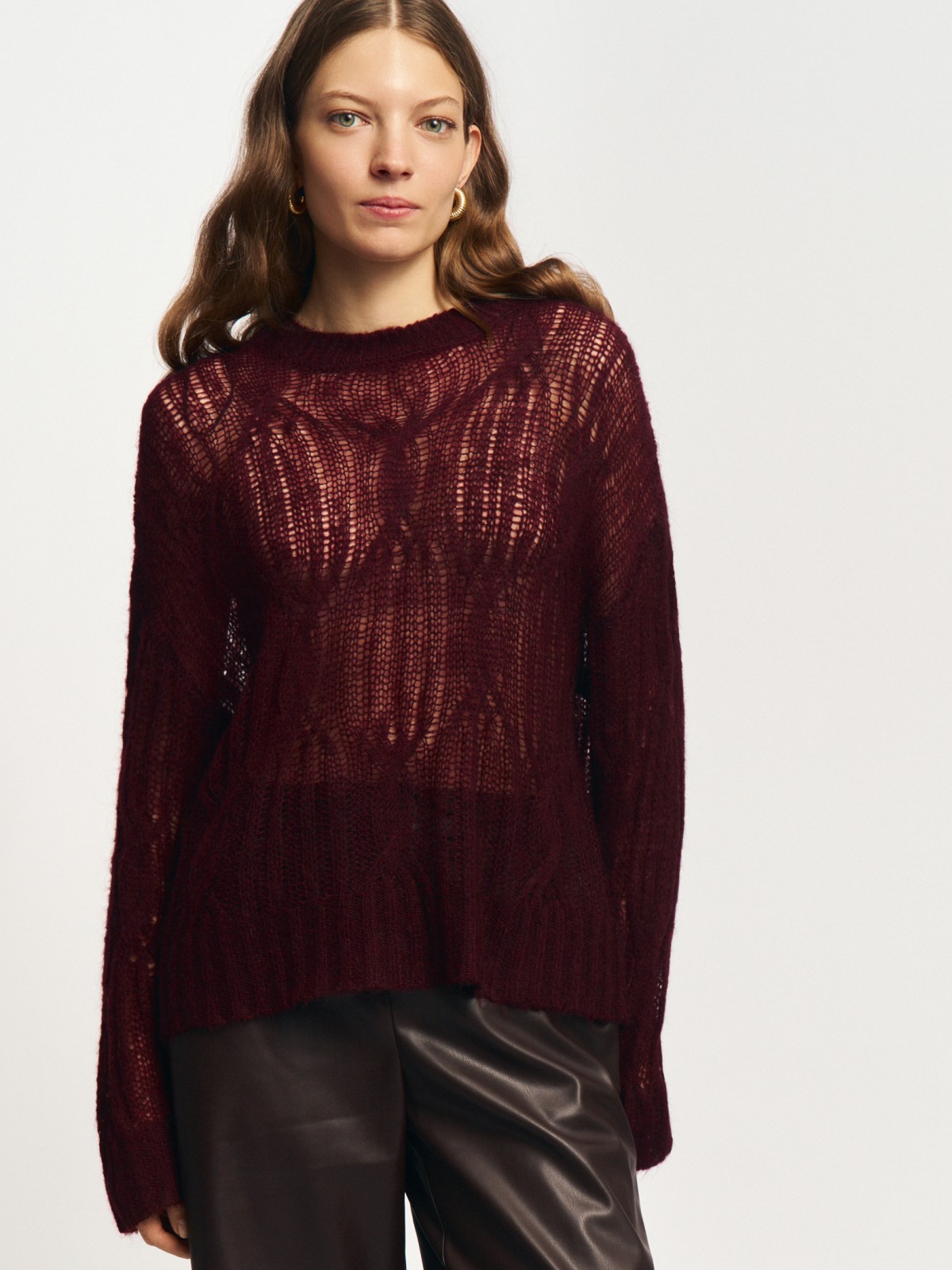 Вязаный полупрозрачный джемпер