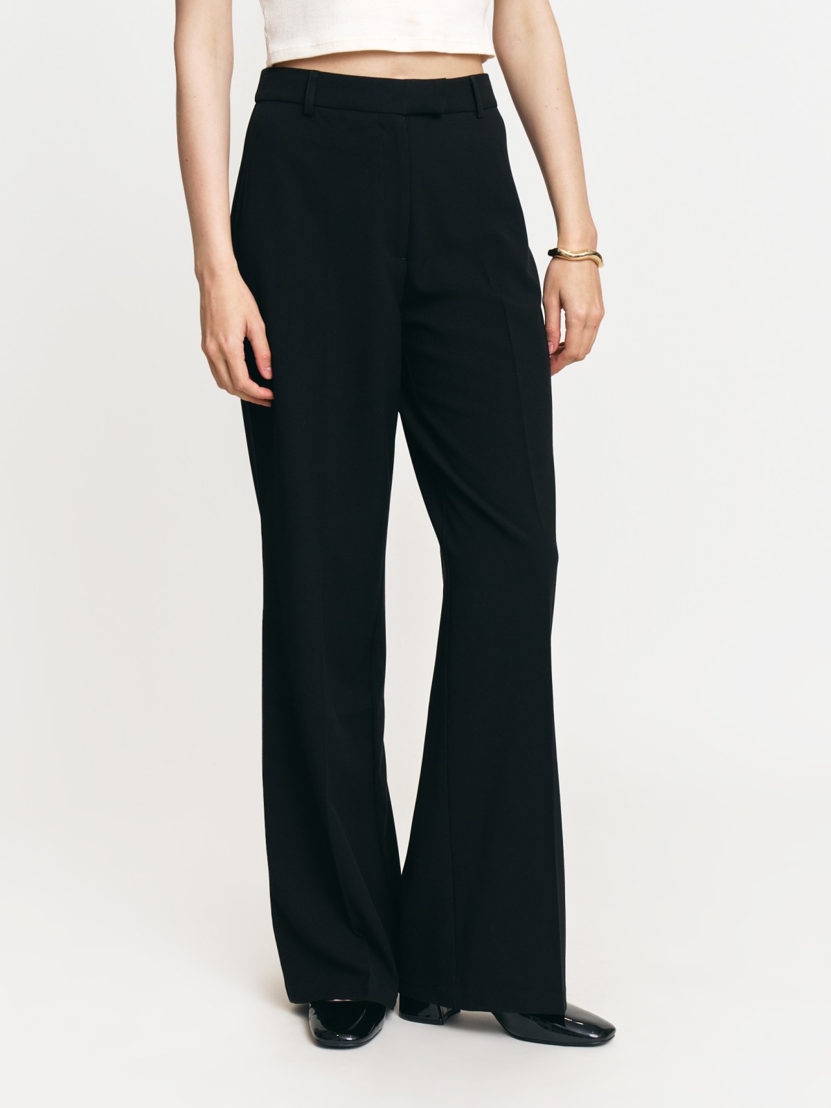 Брюки прямого силуэта со стрелками