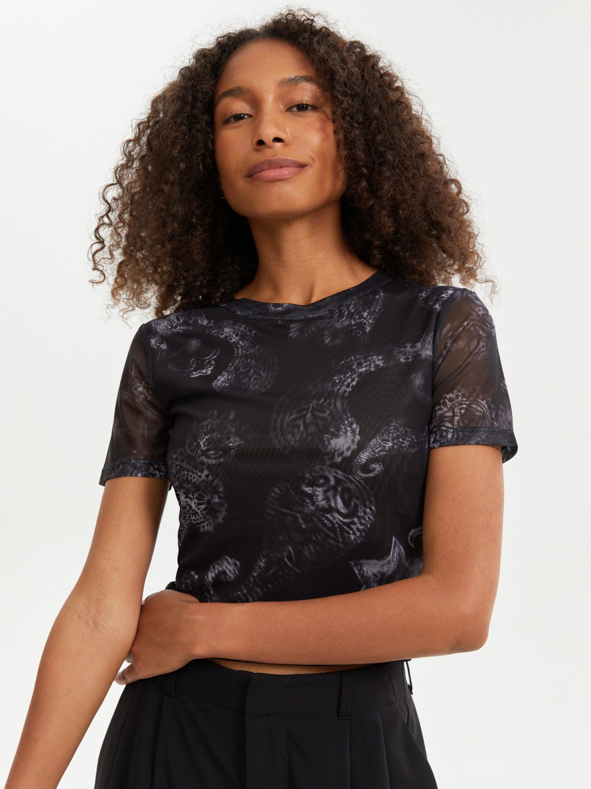 Топ-футболка из сетки с принтом