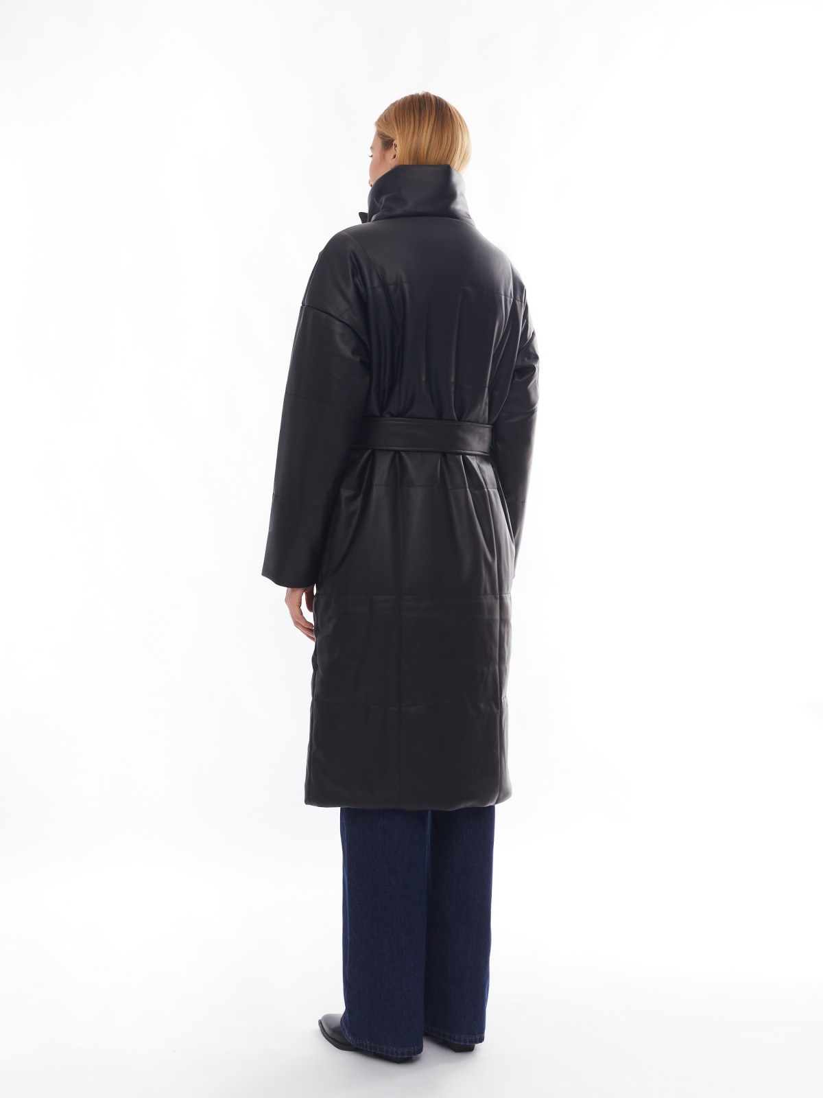Тёплое пальто из экокожи на синтепоне с воротником-стойкой и поясом zolla 02412522N034, цвет черный, размер XS - фото 6