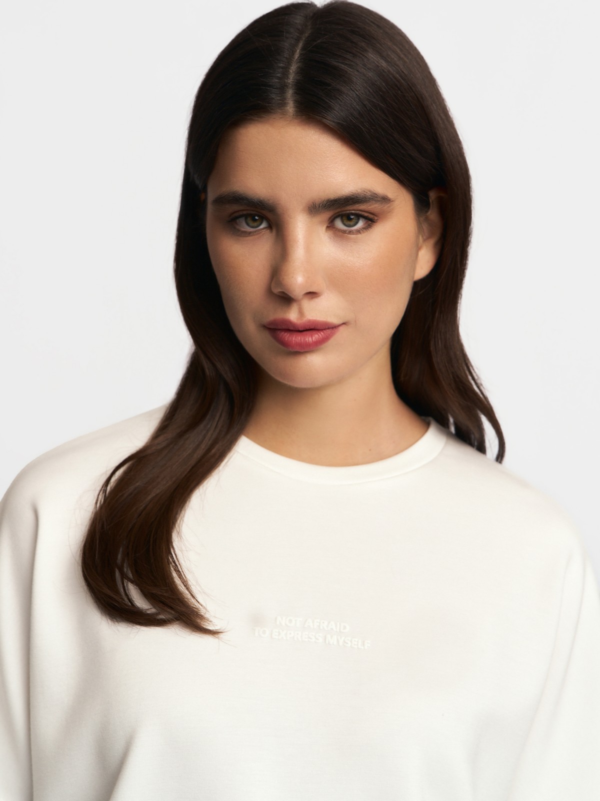 Футболка с принтом-надписью