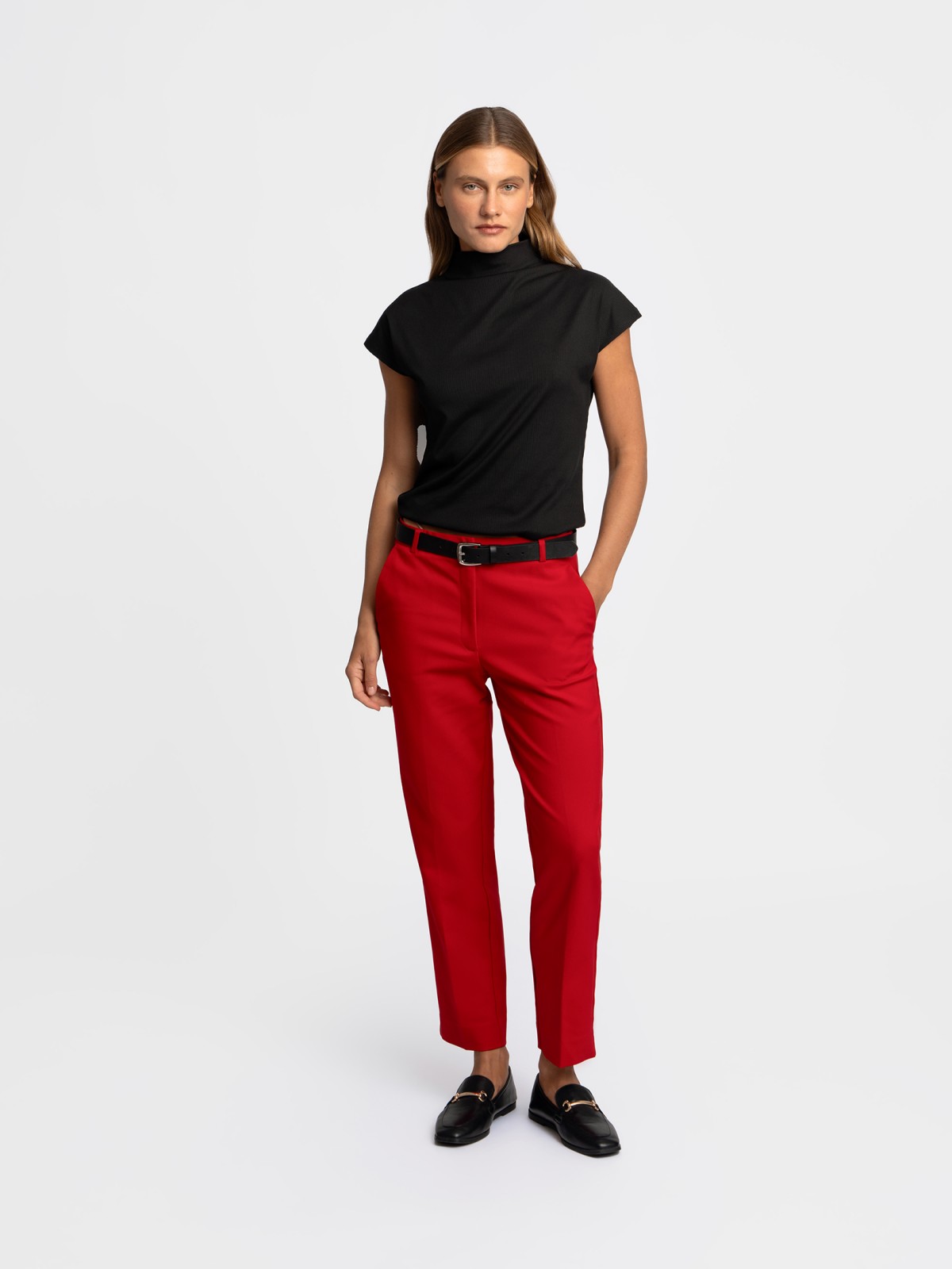 Офисные брюки силуэта Slim со стрелками