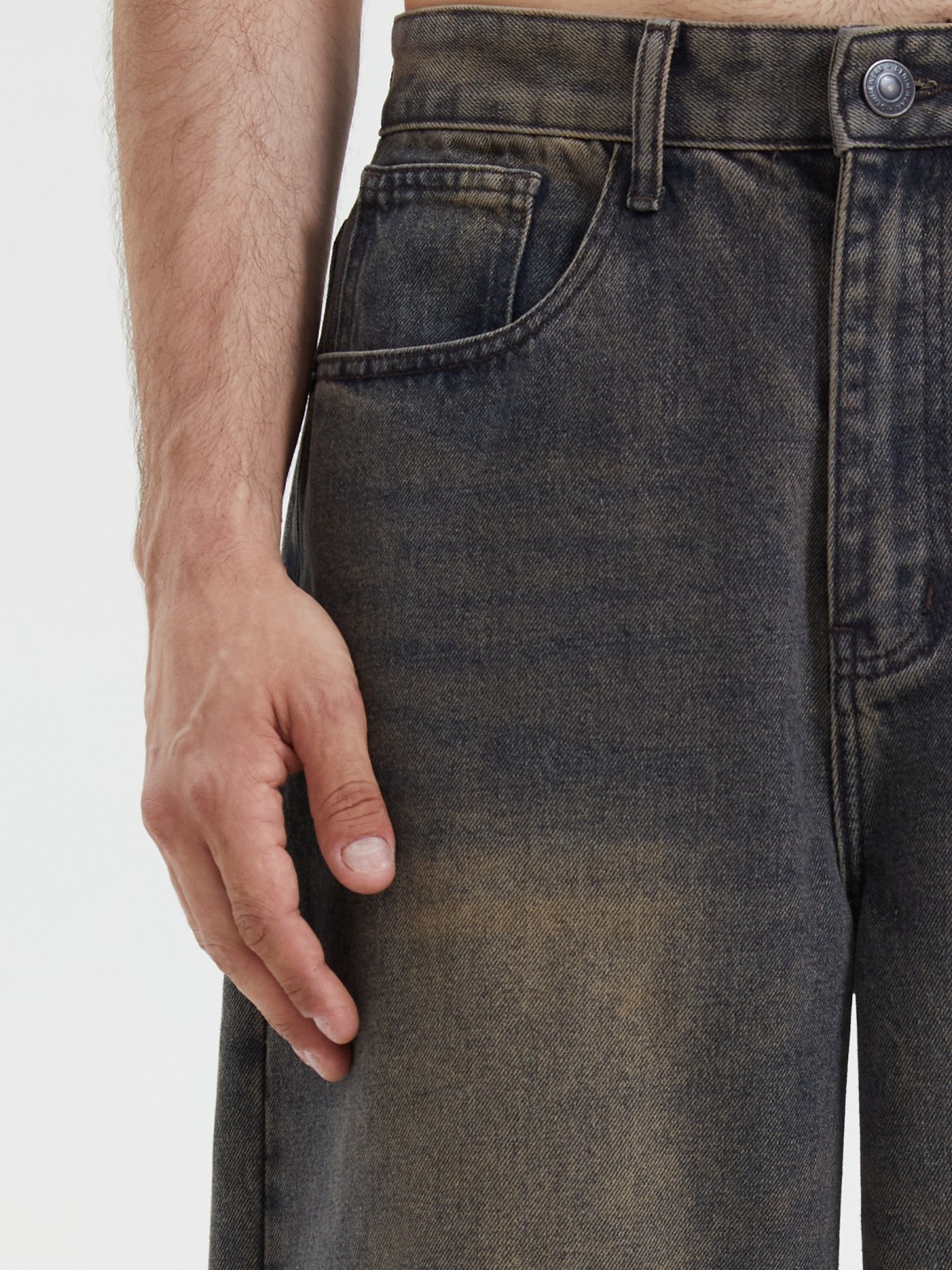 Джинсы фасона Baggy