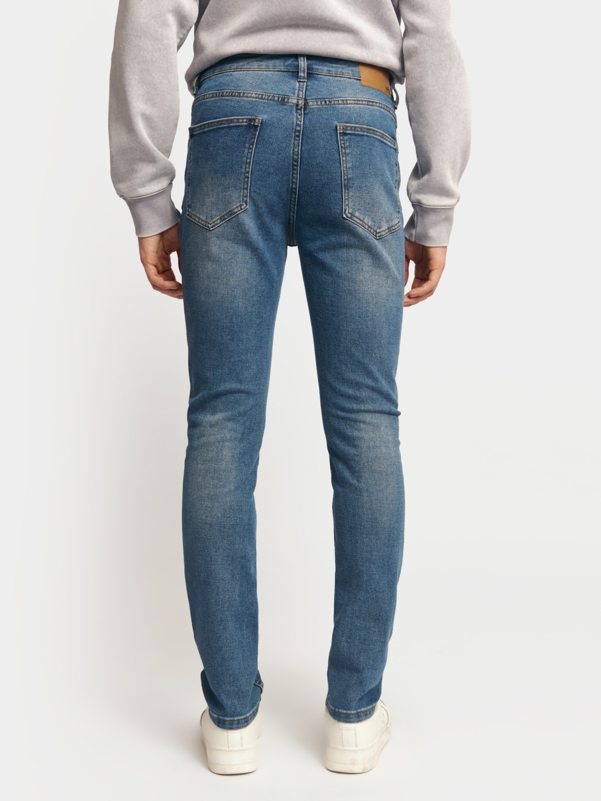 Джинсы фасона Skinny