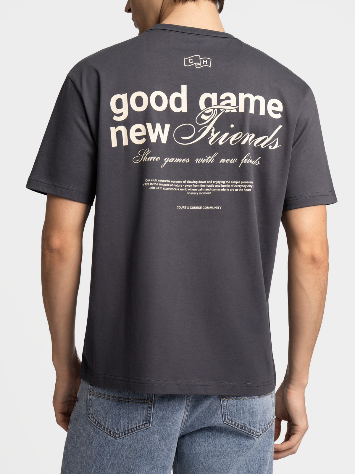 Футболка из хлопка с надписью на спине