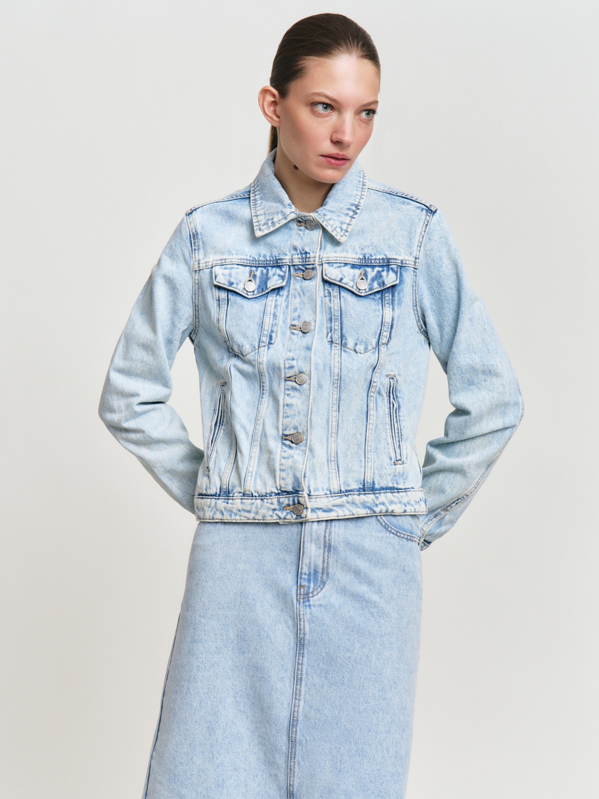 Джинсовая куртка прямого силуэта из хлопка