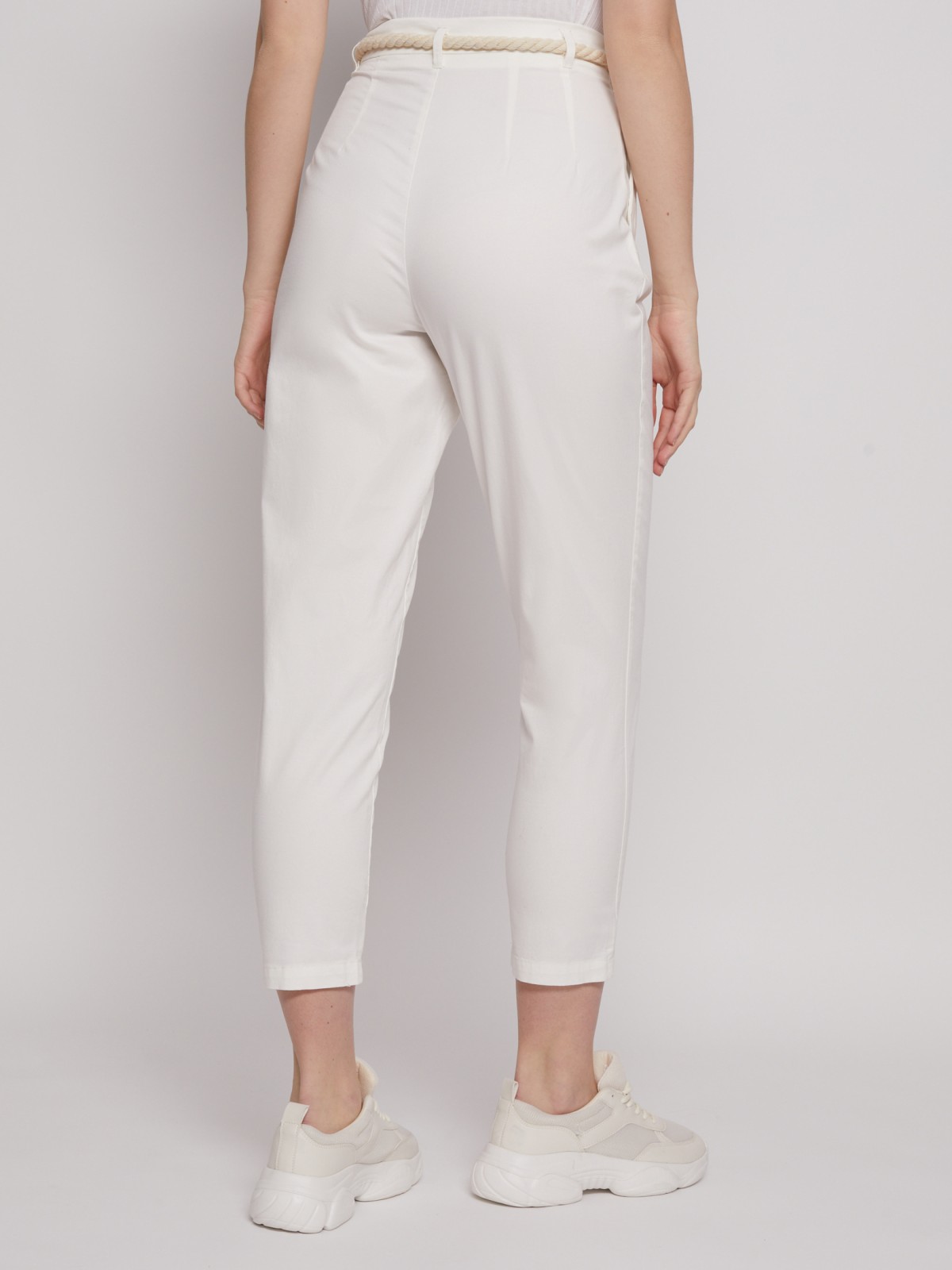 Брюки фасона Carrot с поясом