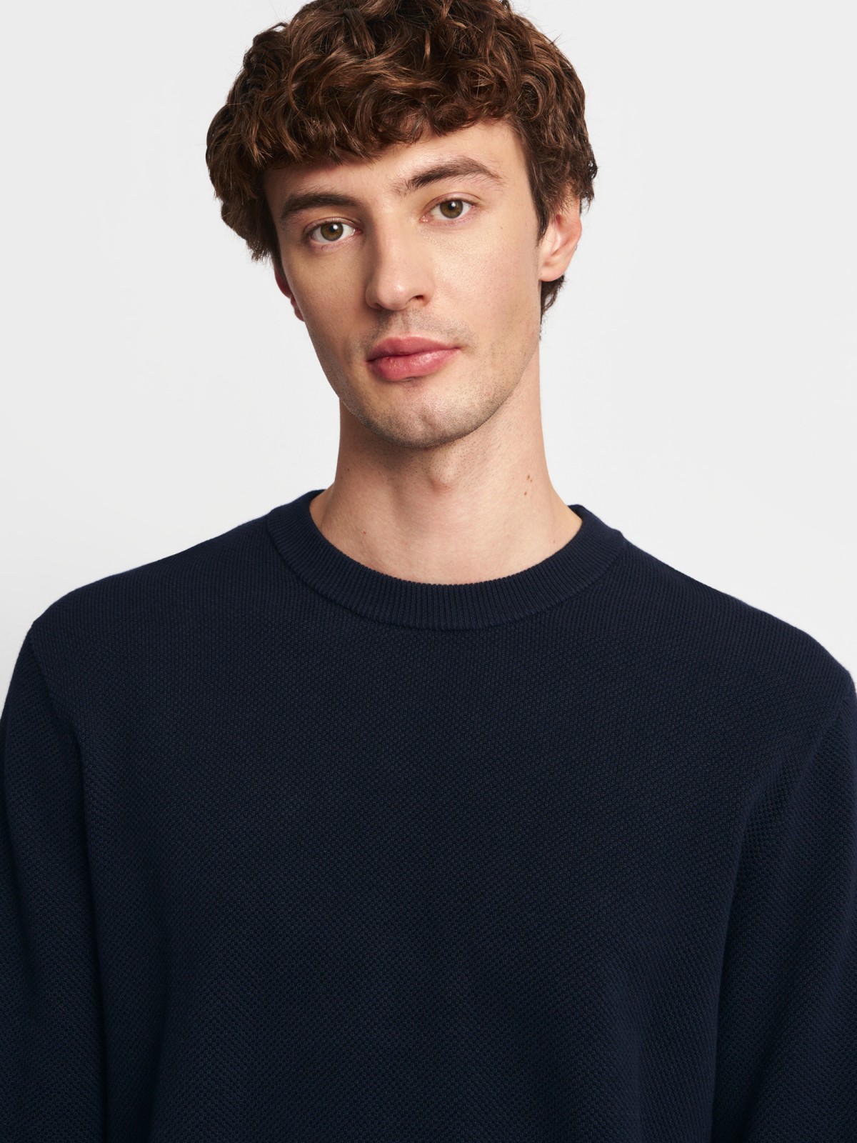 Тонкий трикотажный джемпер из хлопка