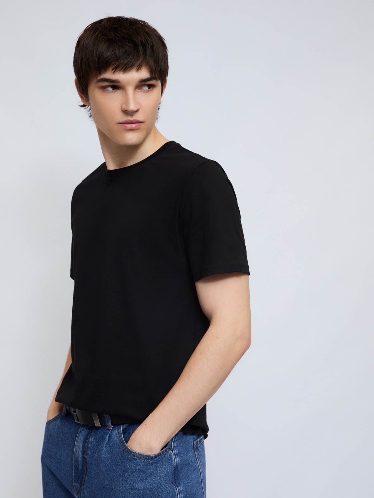 Футболка из хлопка с круглым вырезом