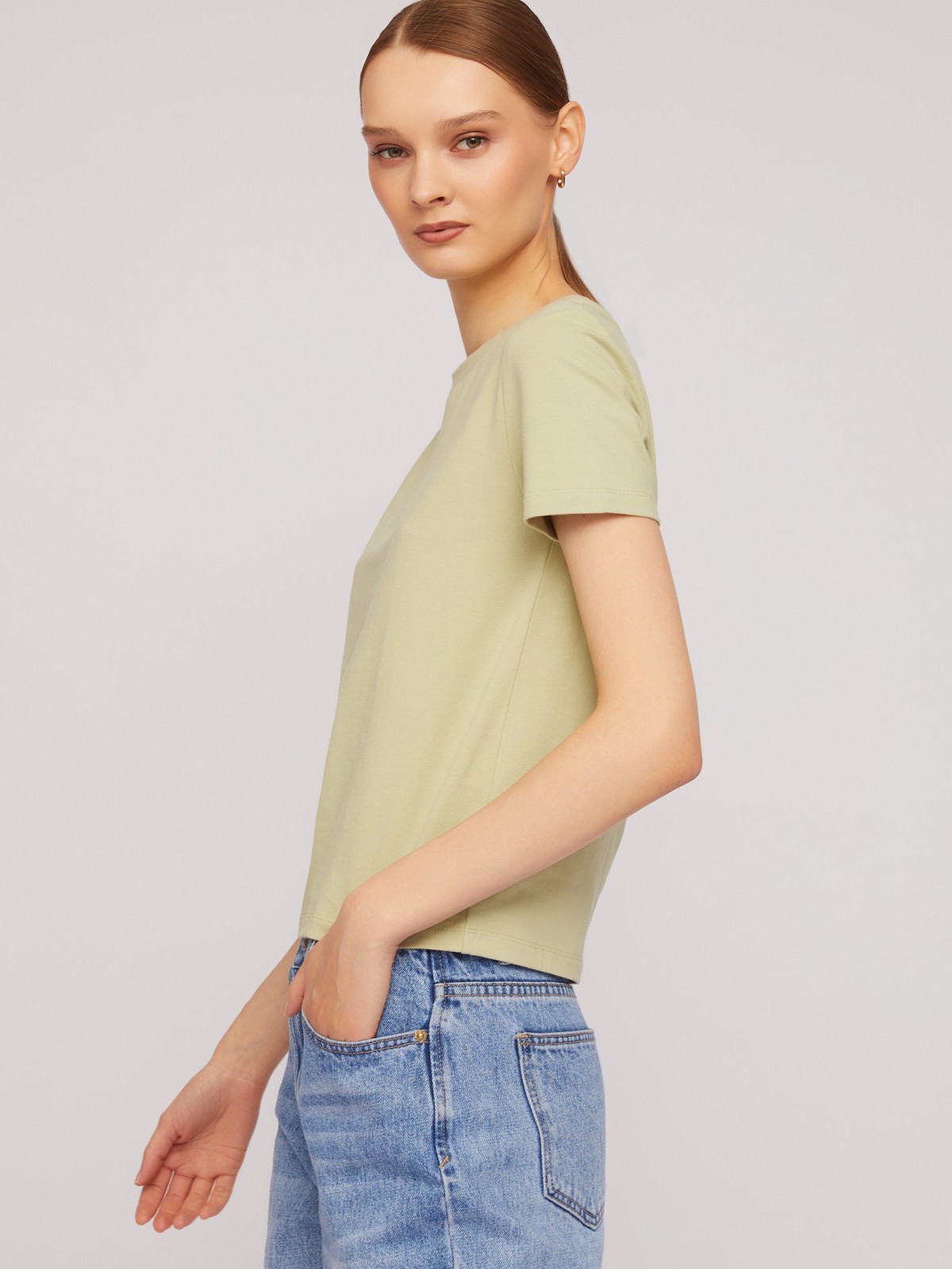 Однотонная футболка из хлопка с коротким рукавом