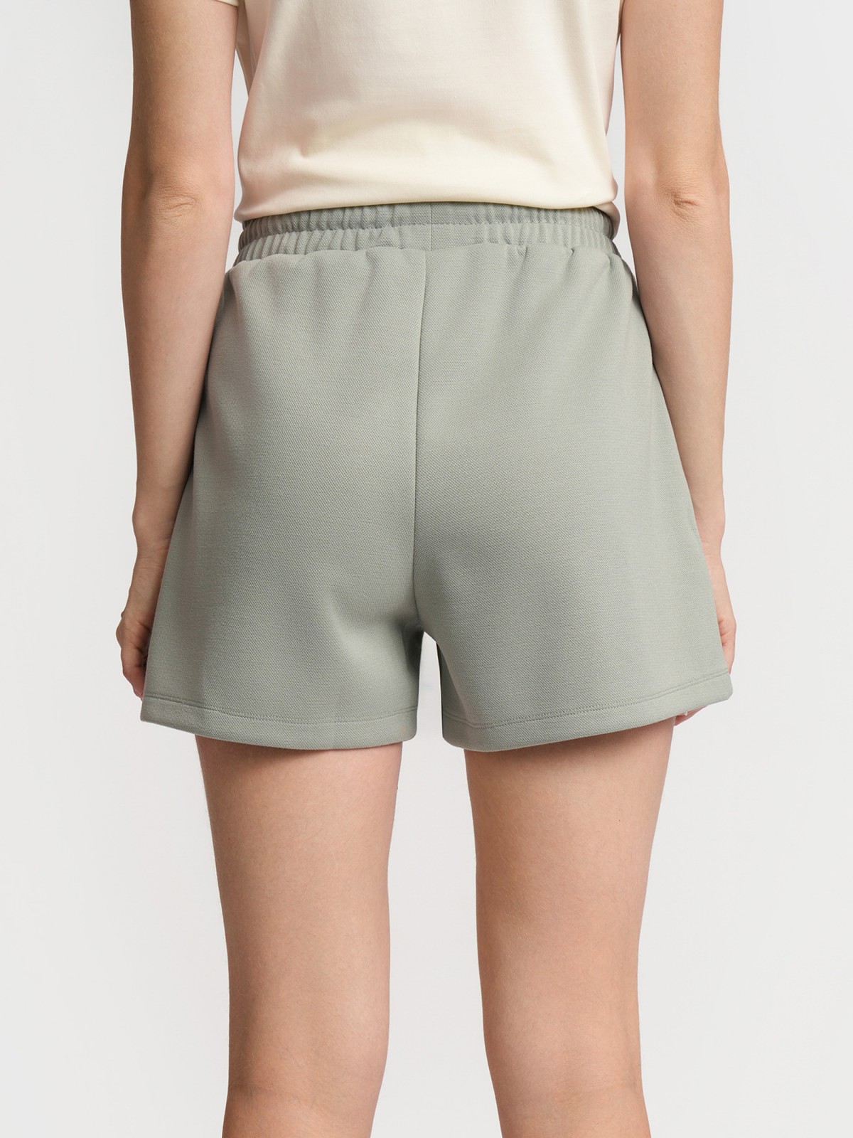 Шорты кроеные