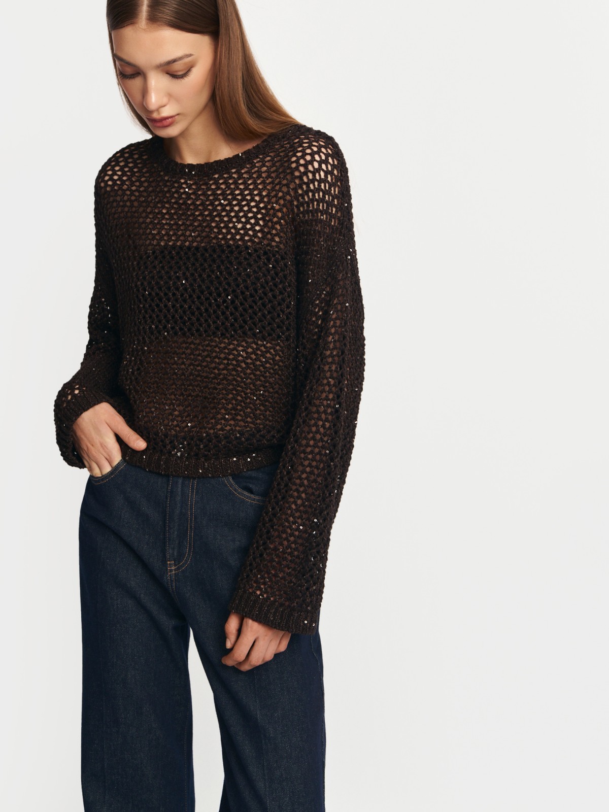 Вязаный джемпер-сетка с пайетками