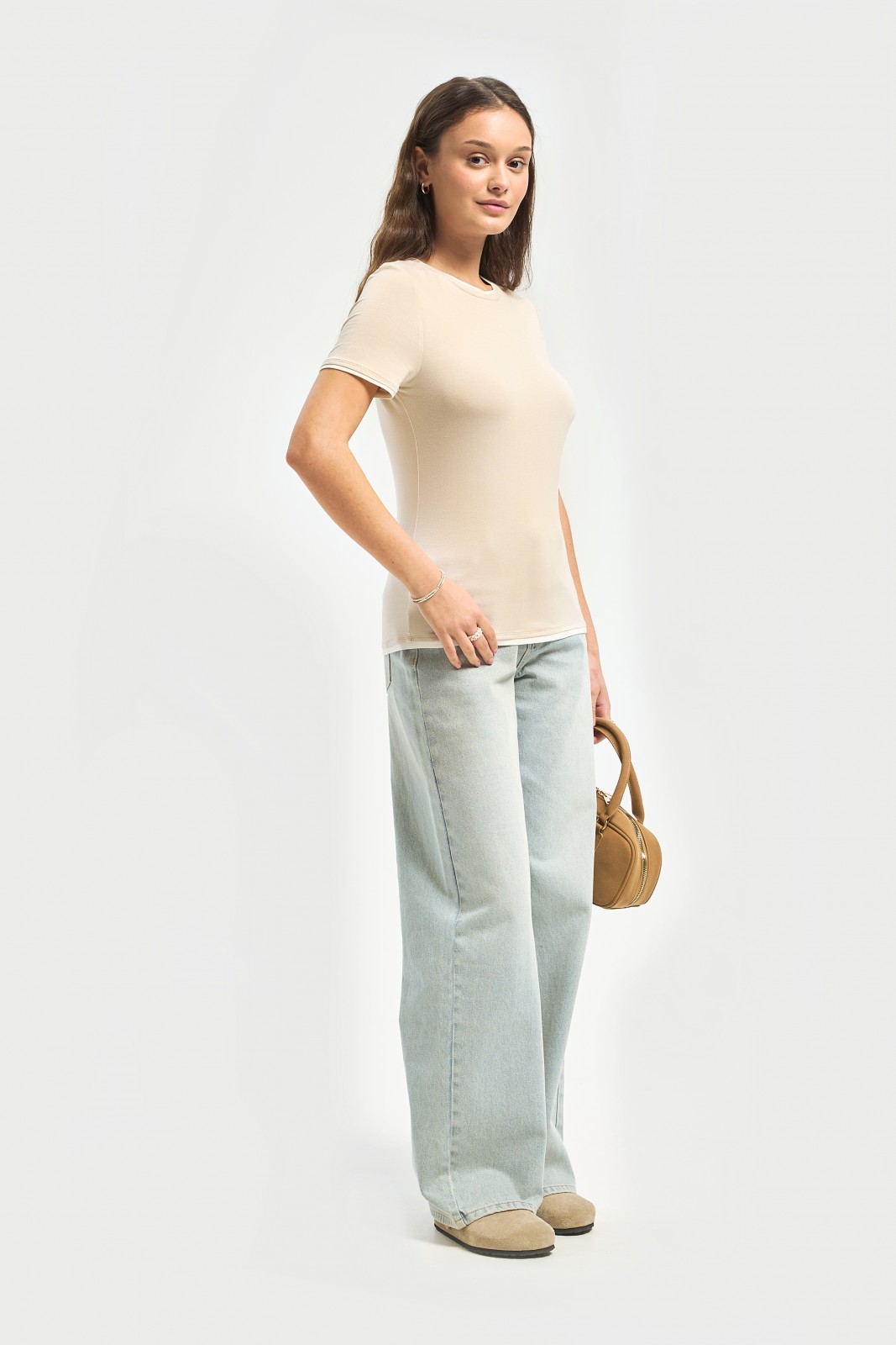 Футболка из вискозы с отделкой