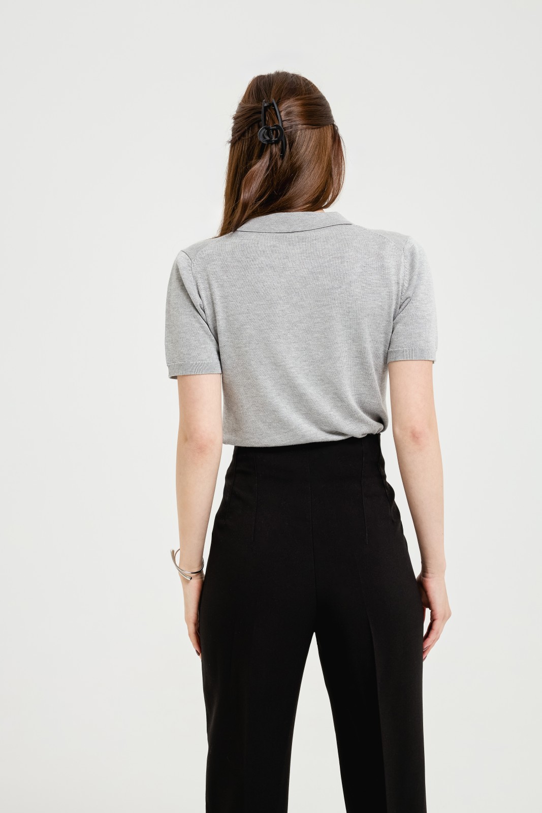 Вязаный джемпер с отложным воротником поло