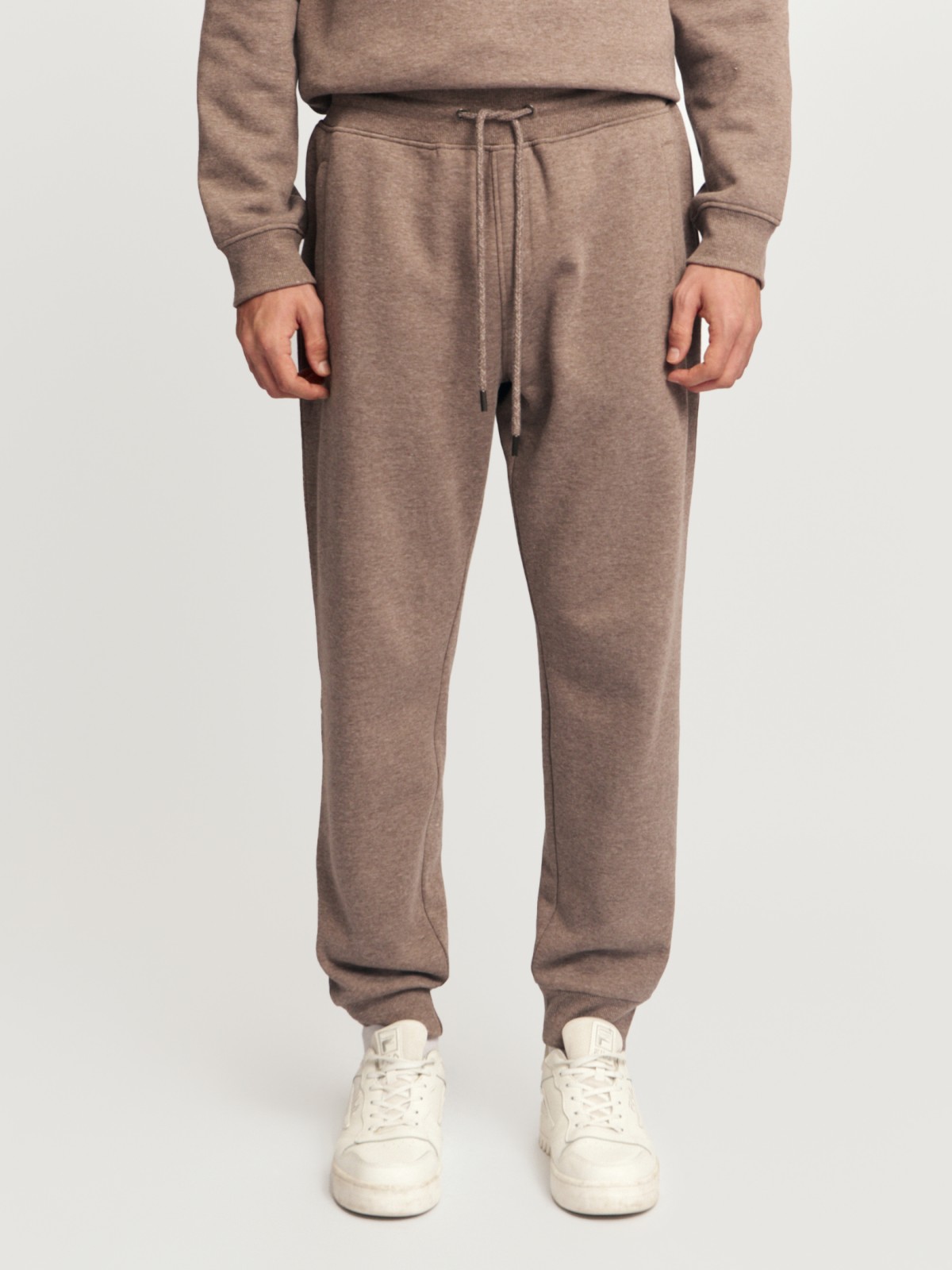 Тёплые трикотажные брюки-джоггеры с начёсом