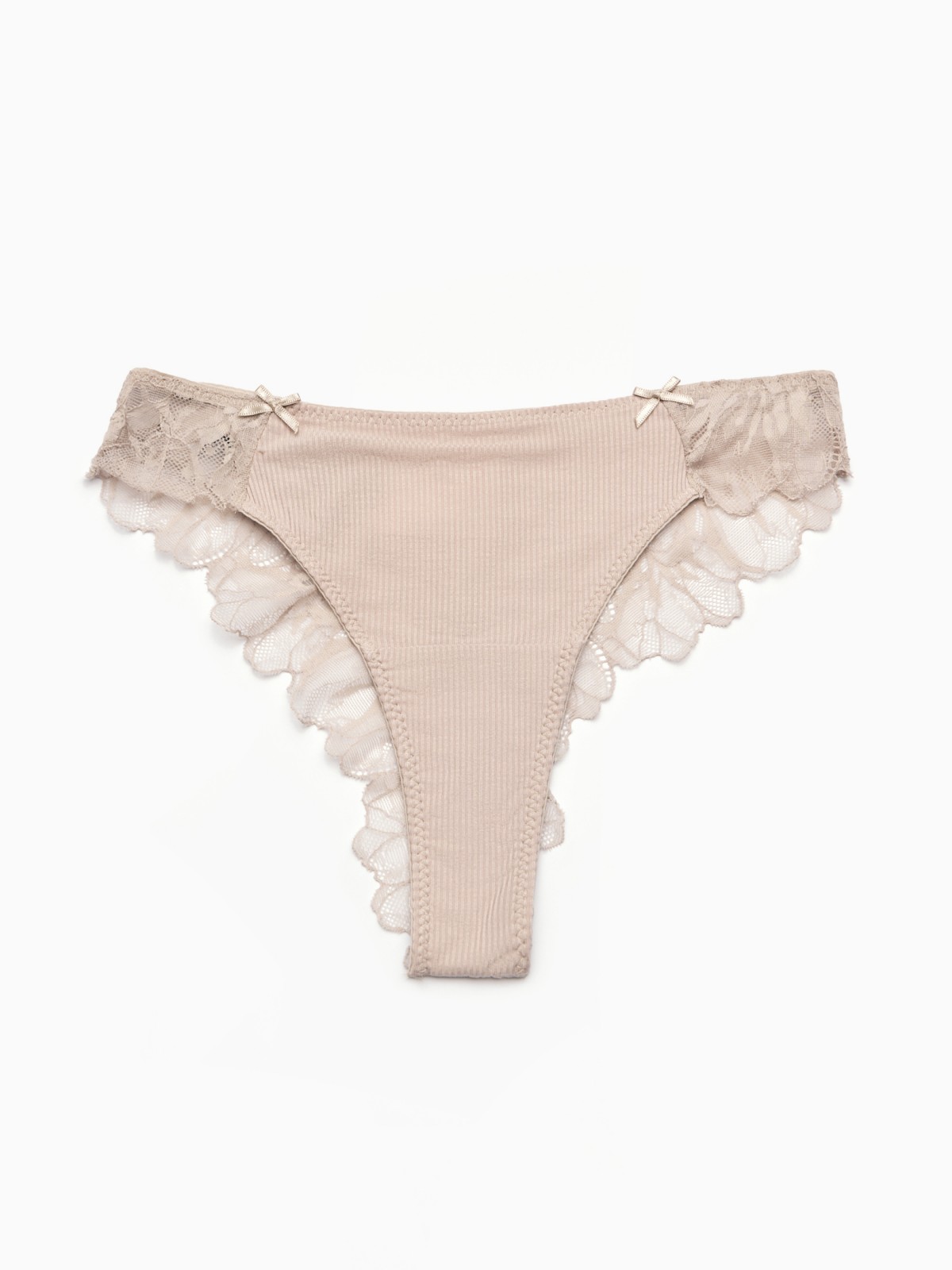 Набор трусов с кружевом (3 шт. в комплекте)
