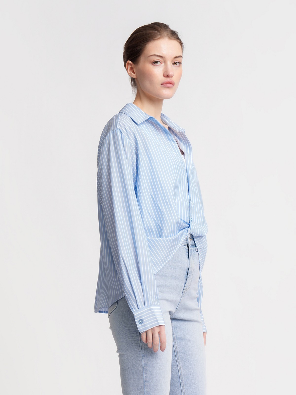 Блузка с  длинными рукавами