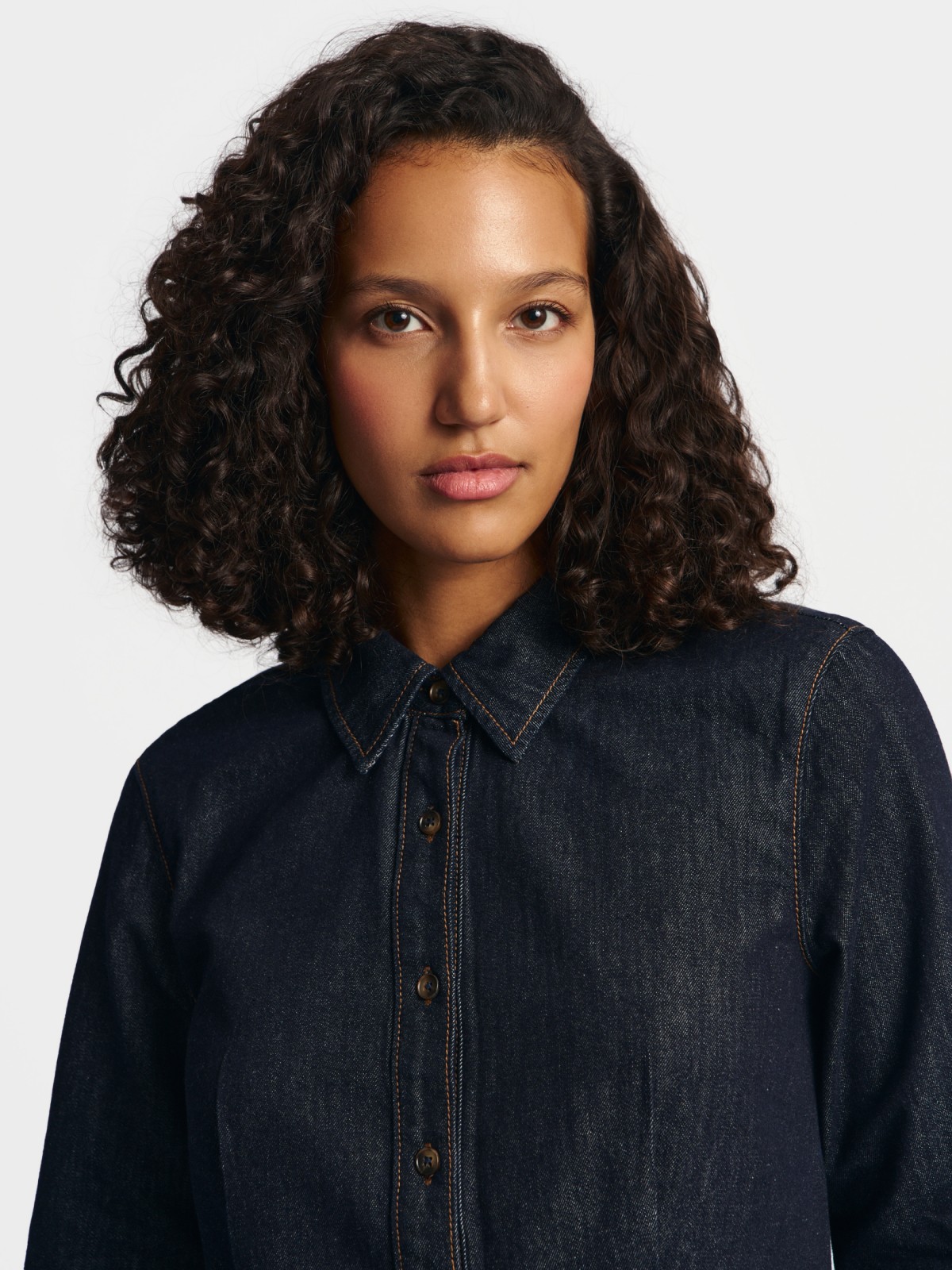 Джинсовая куртка-рубашка из хлопка