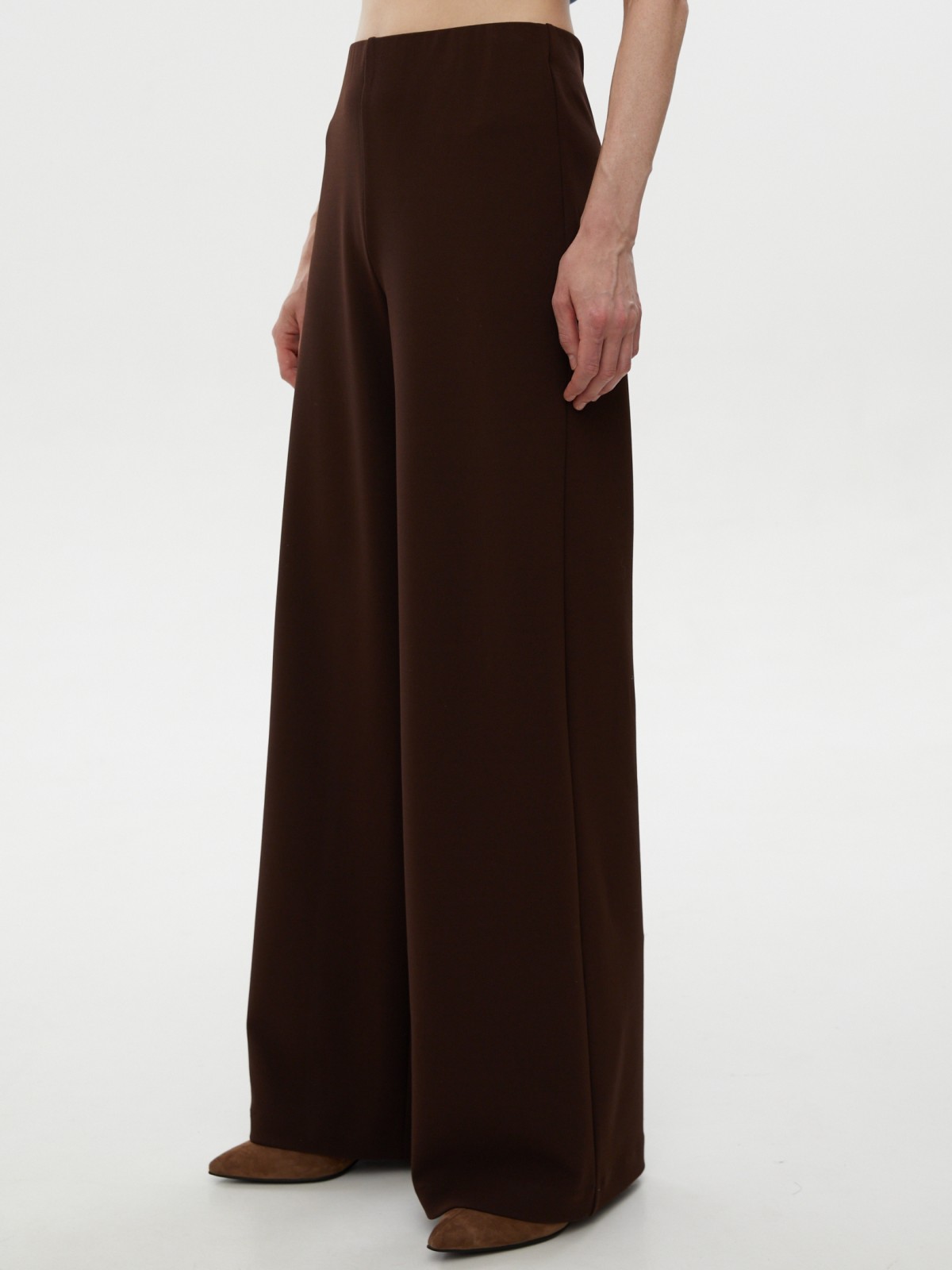 Широкие трикотажные брюки на резинке