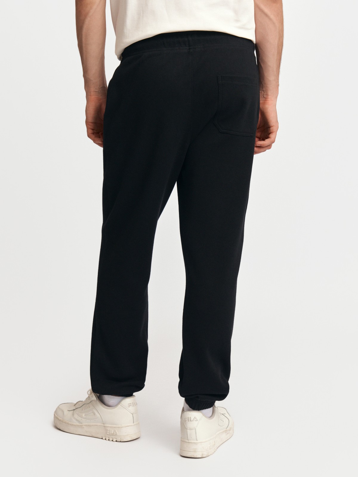 Брюки-джоггеры трикотажные