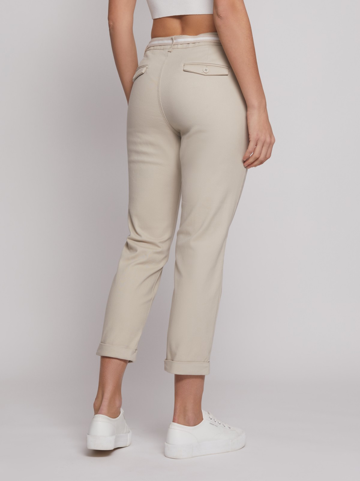 Брюки-чинос с ремнём