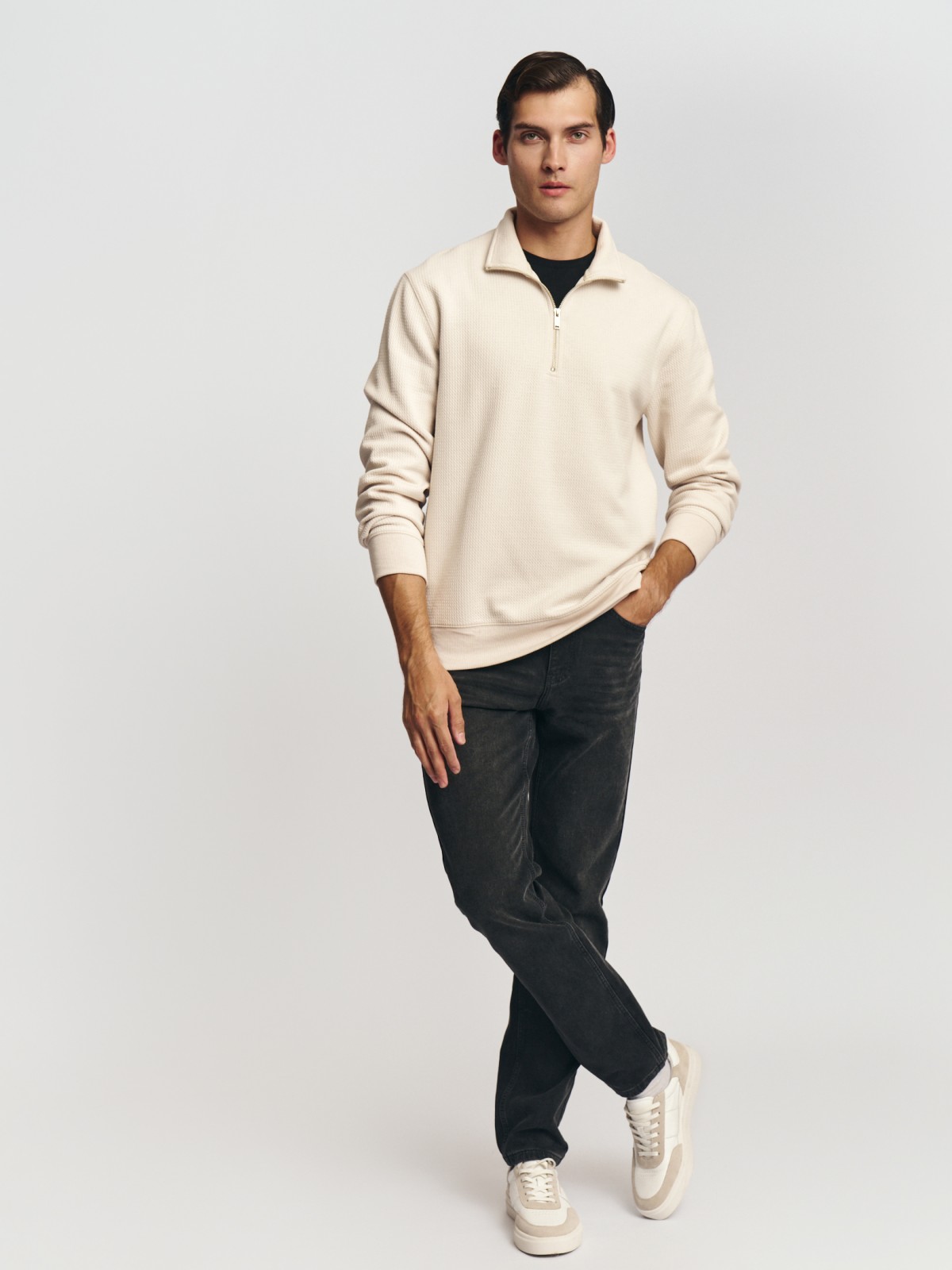 Джинсы фасона Slim 2999₽