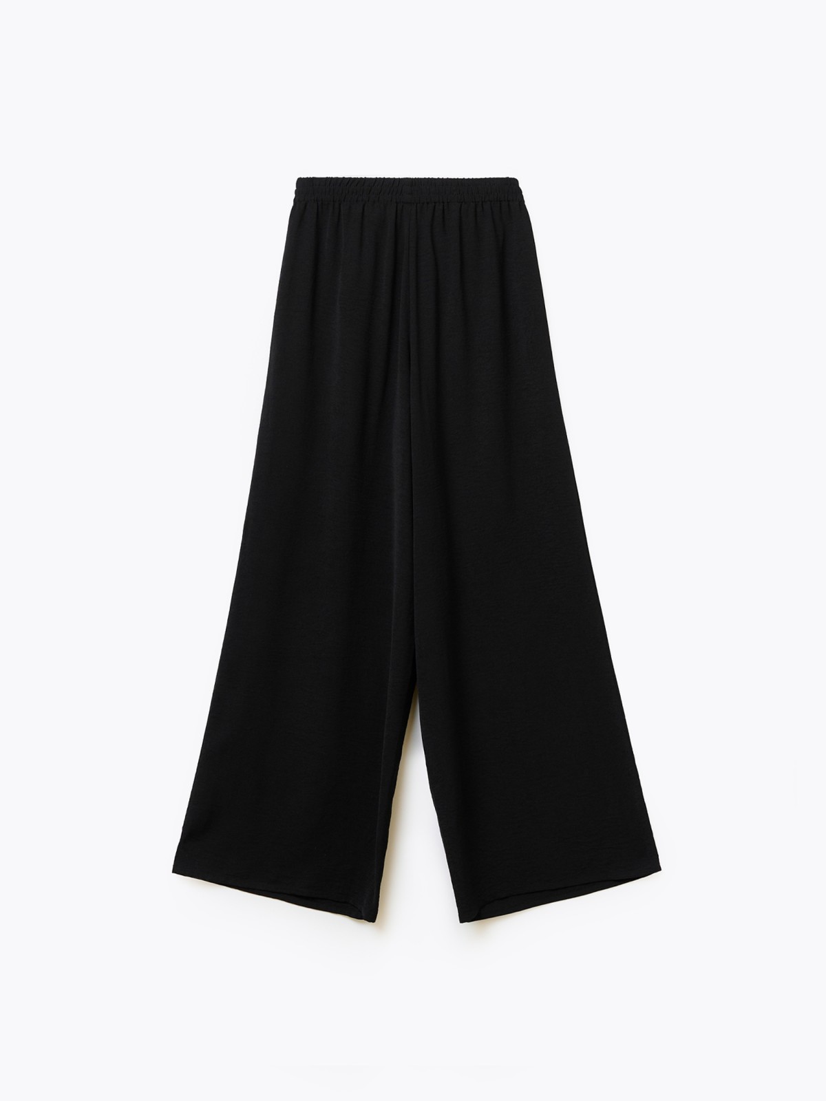 Широкие брюки на резинке