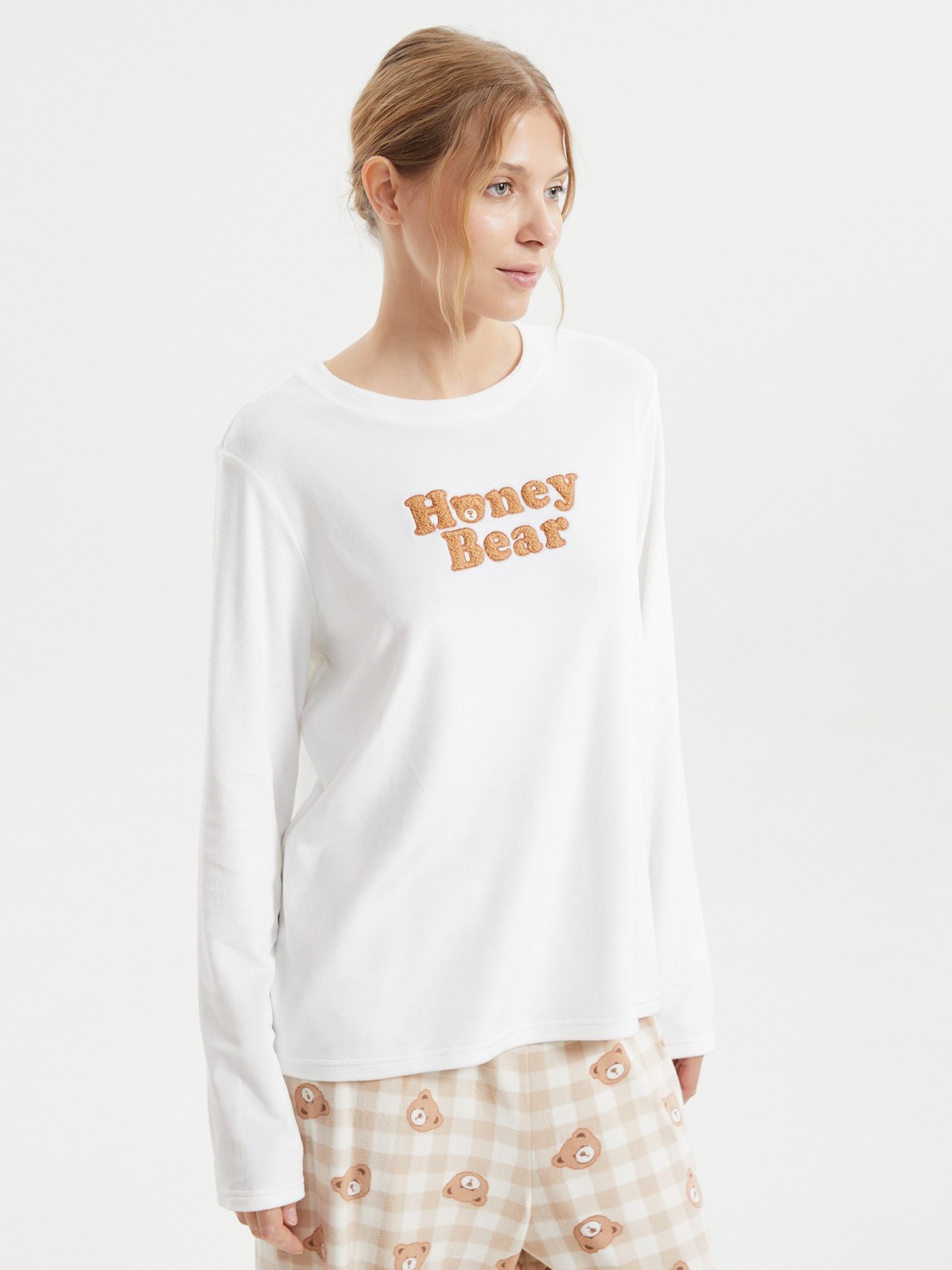 Джемпер-лонгслив из велюра с вышивкой