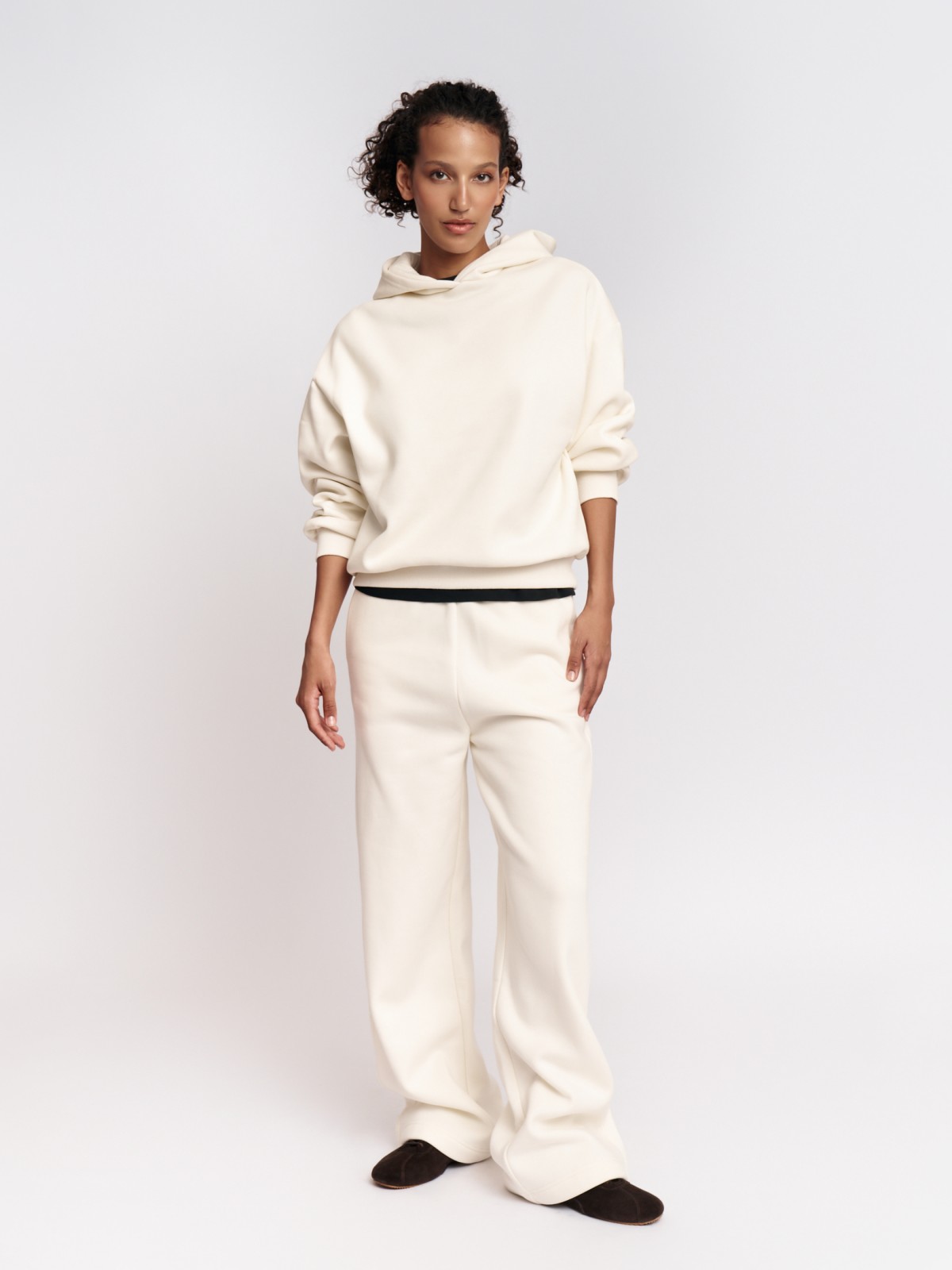 Утеплённый худи с начёсом и капюшоном