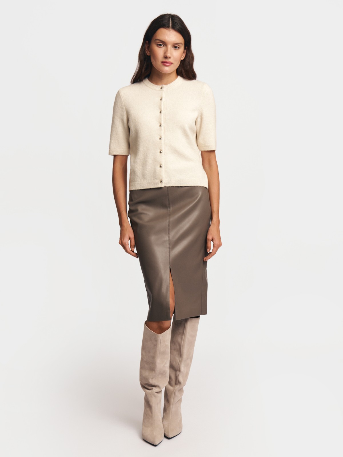 Юбка-карандаш из экокожи с разрезом