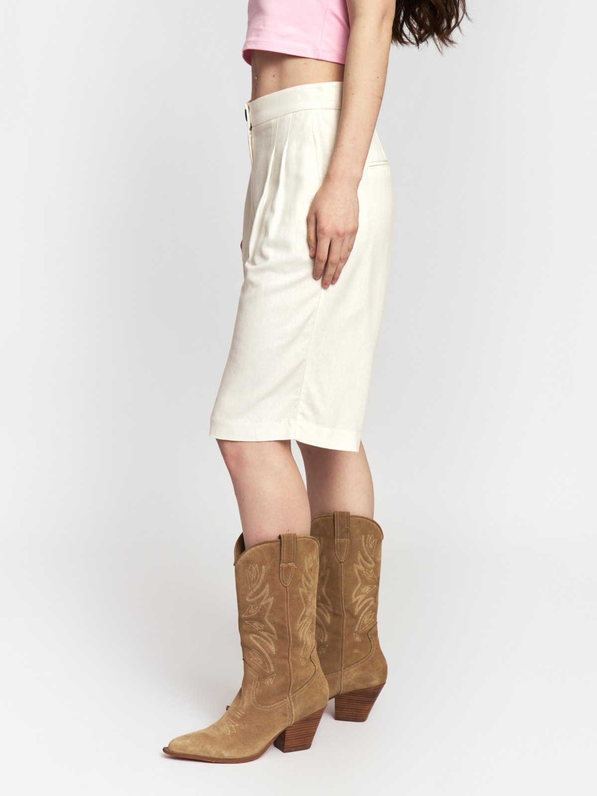 Классические льняные шорты удлинённые