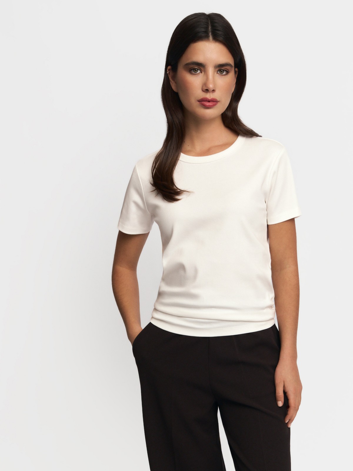 Футболка из хлопка однотонная 1199₽