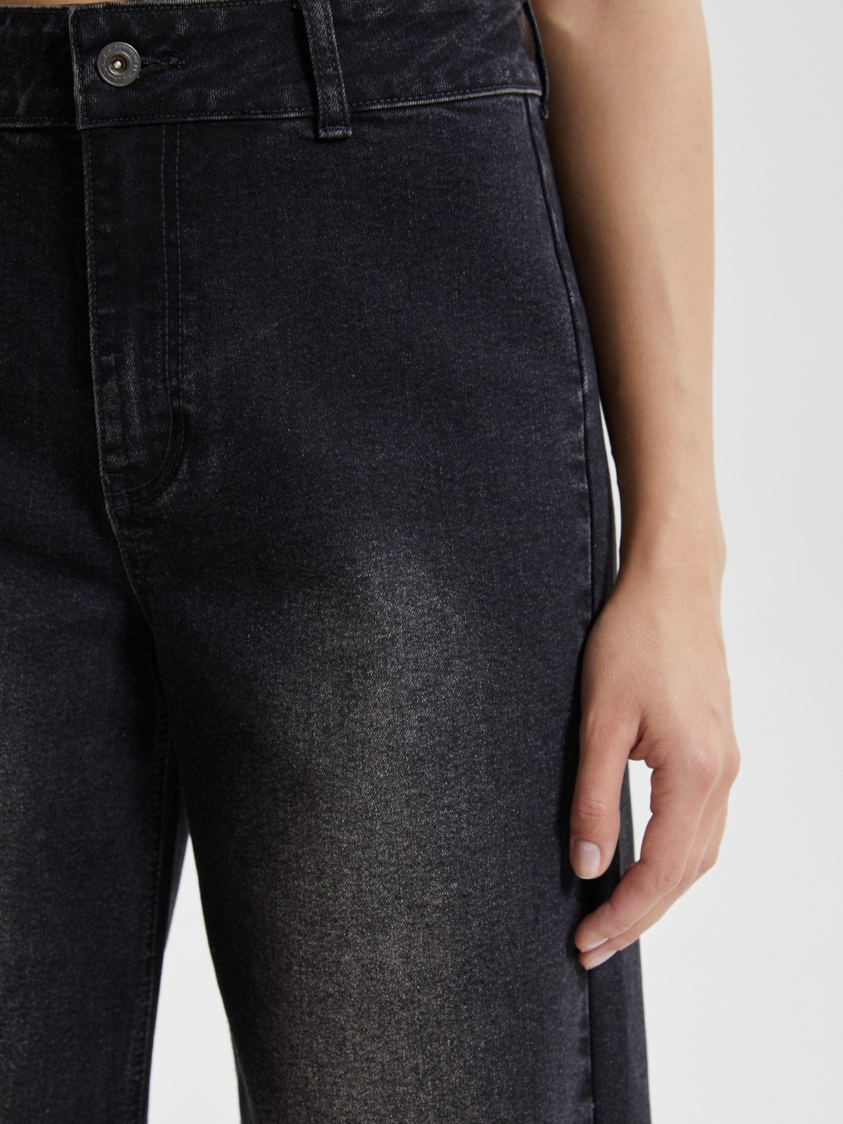 Укороченные джинсы кюлоты