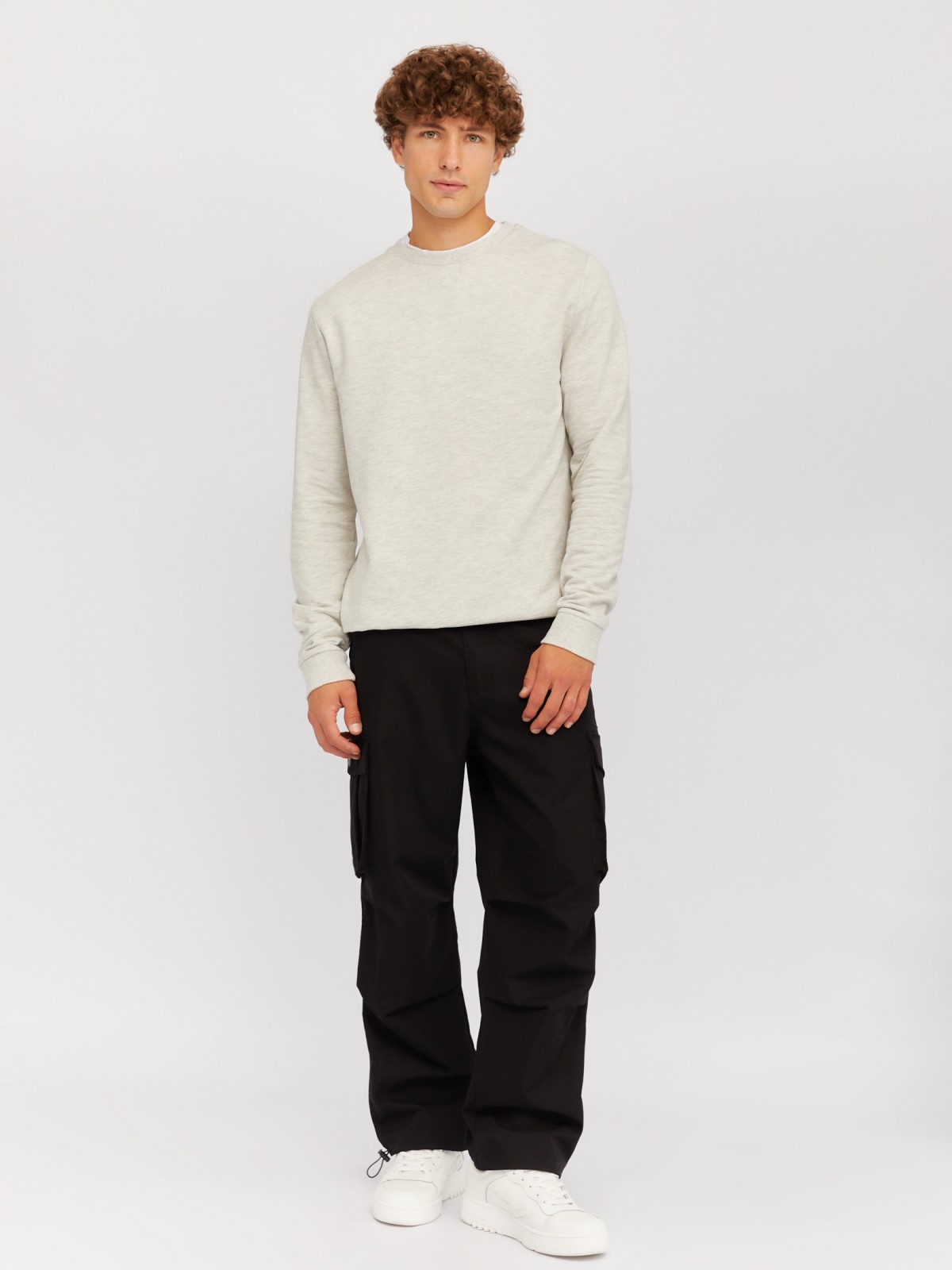 Утеплённый свитшот прямого кроя с длинным рукавом