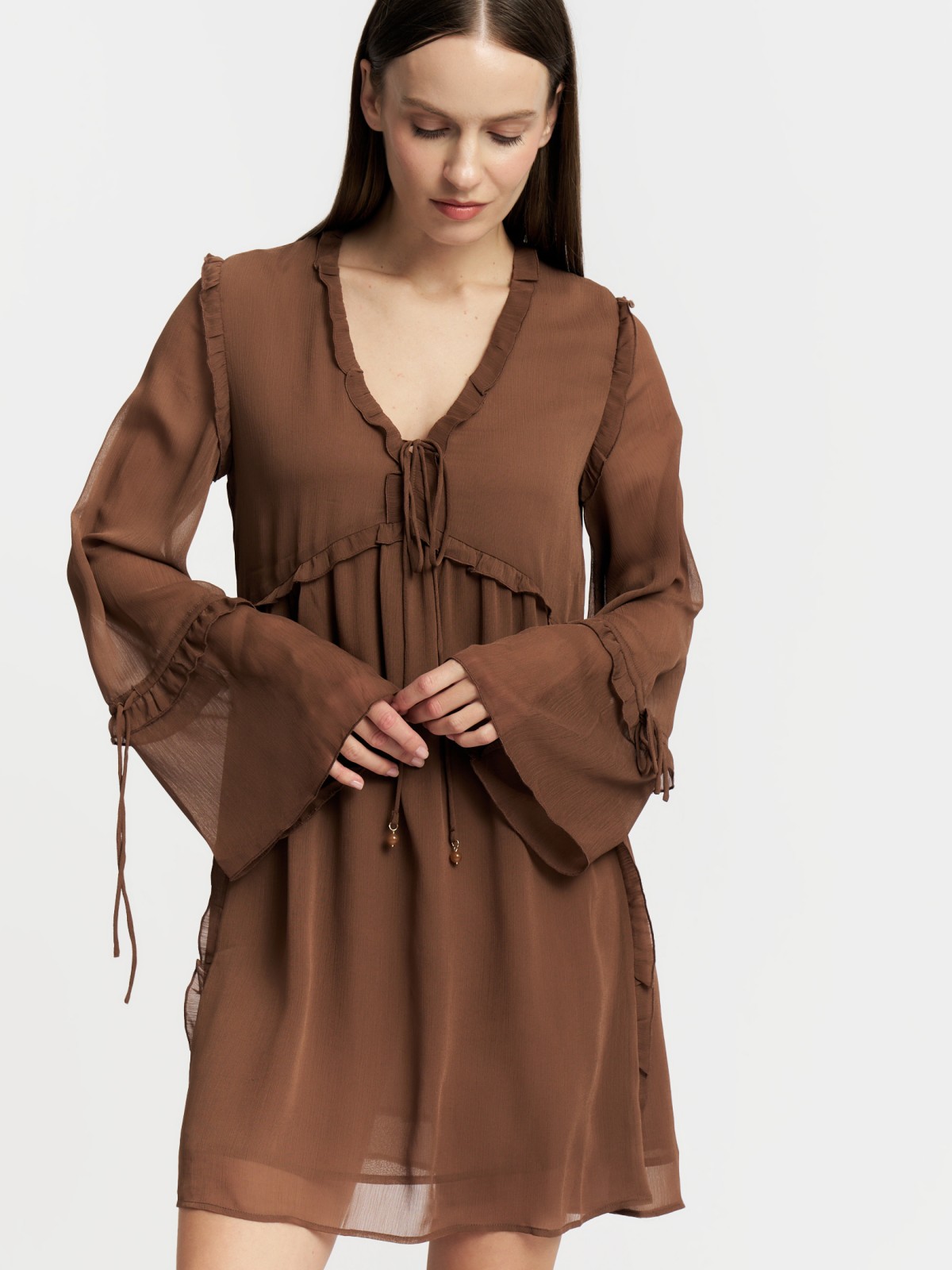 Шифоновое платье мини с оборками