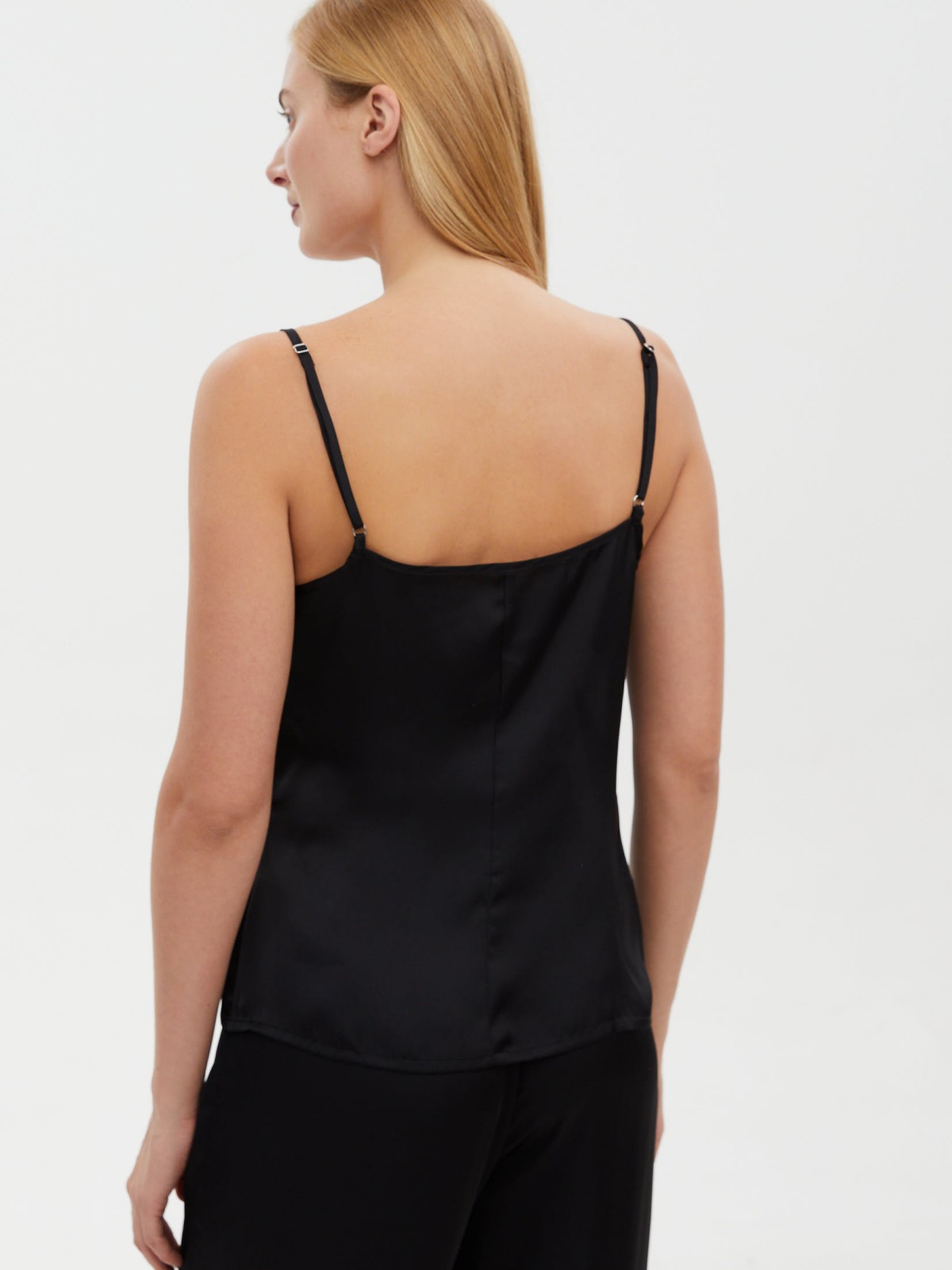 Топ-блузка на бретельках