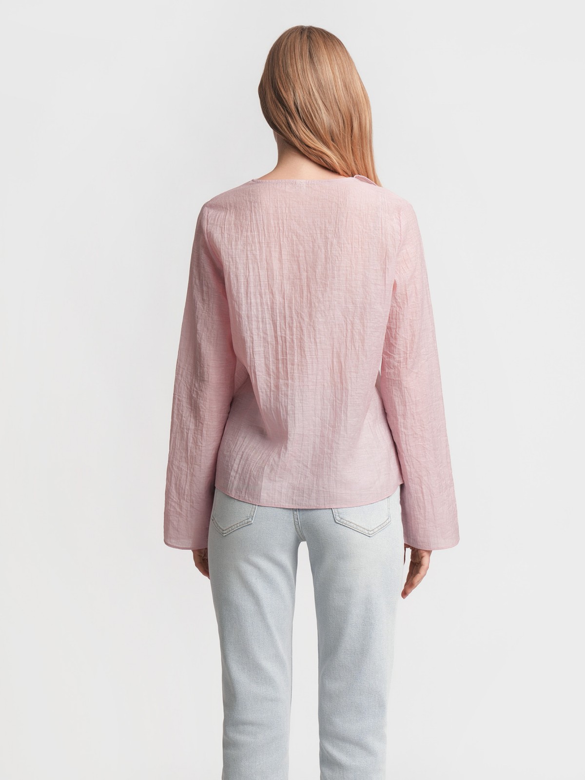 Блузка с воланами