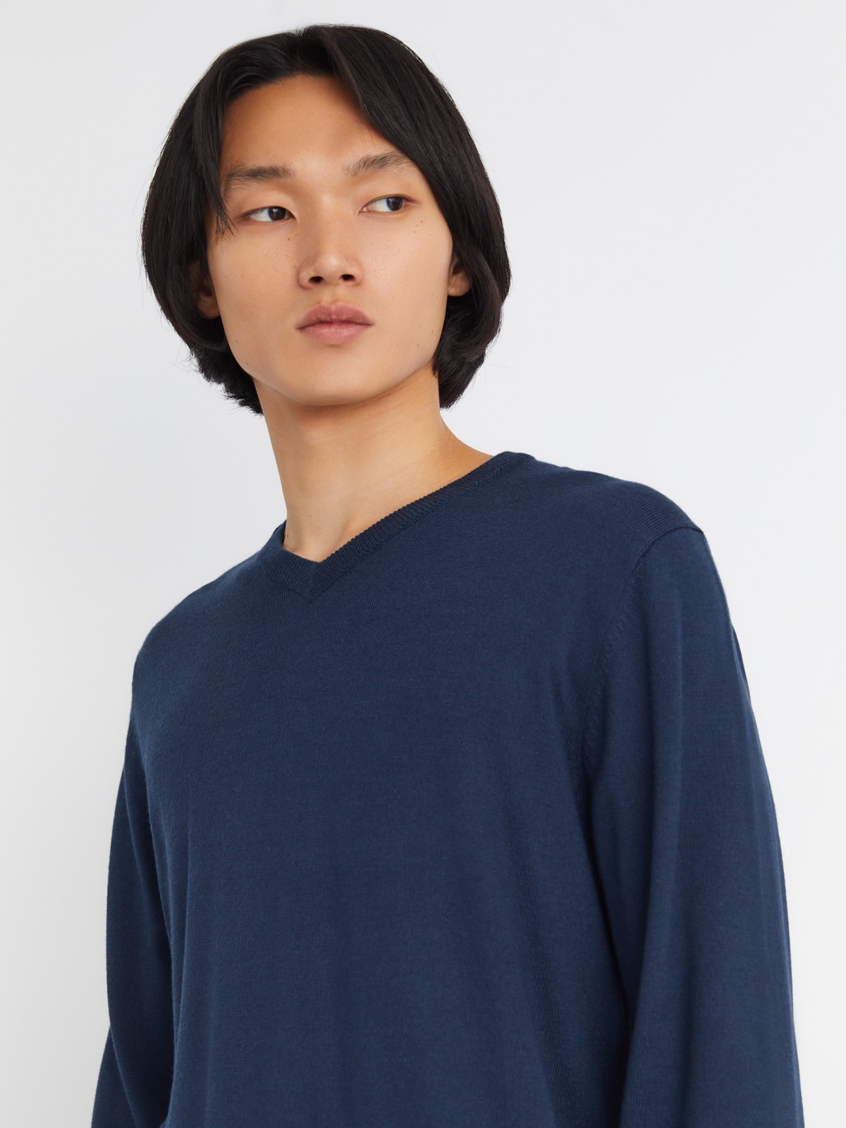 Шерстяной трикотажный пуловер с треугольным вырезом и длинным рукавом zolla 013346163042, цвет синий, размер M - фото 5