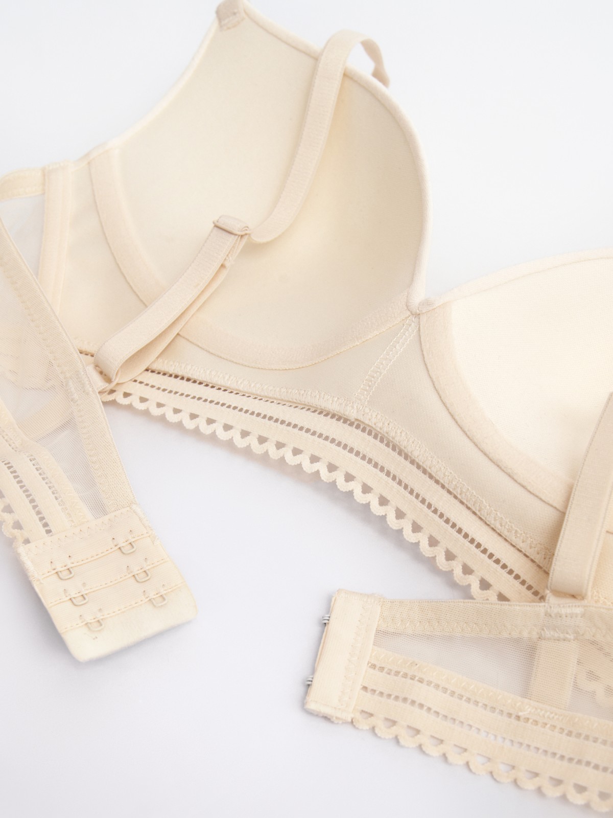 Бюстгальтер без косточек