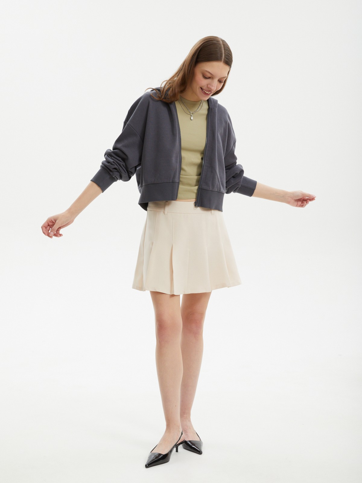 Юбка-шорты в складку длины мини