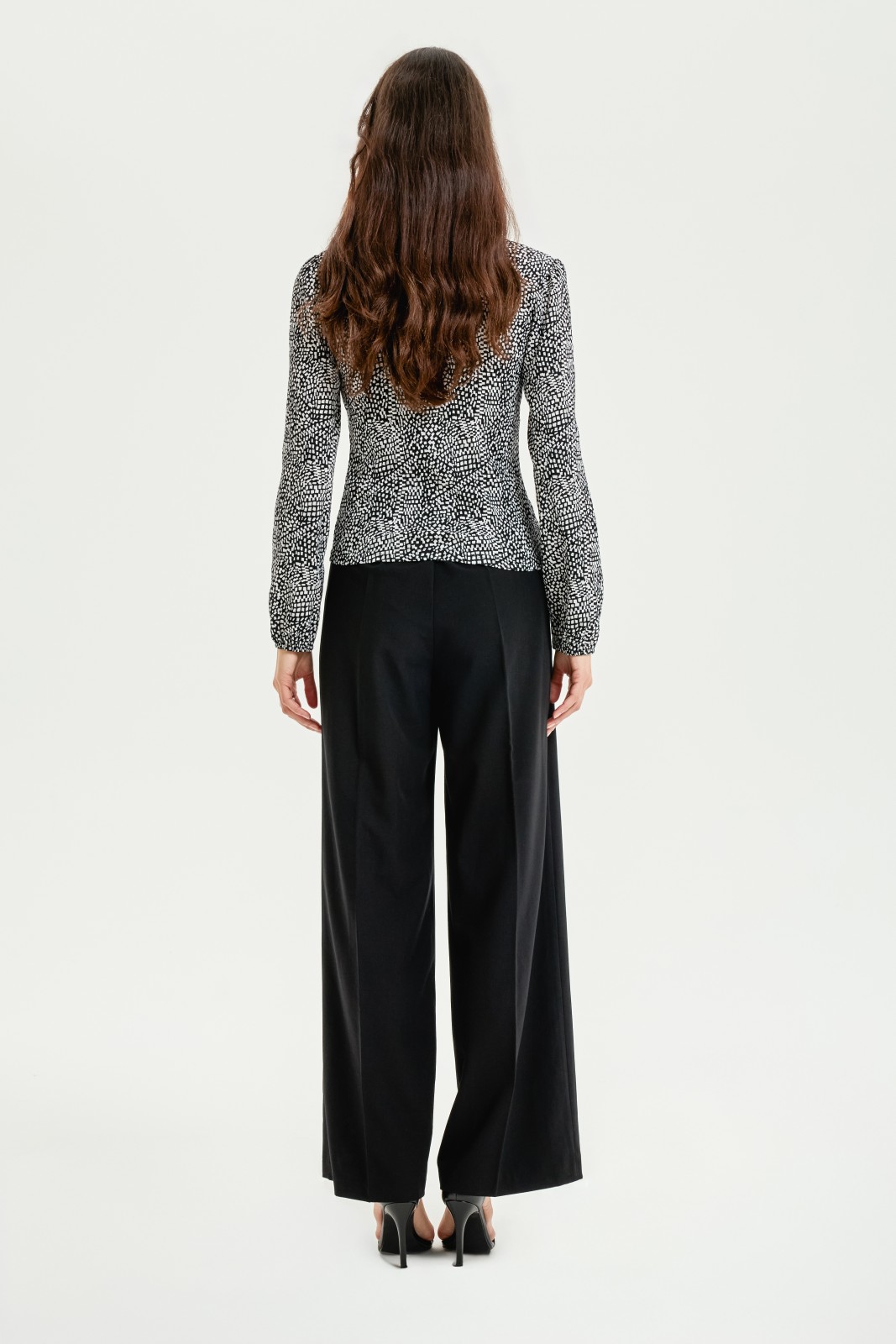 Блузка с длинным рукавом и принтом